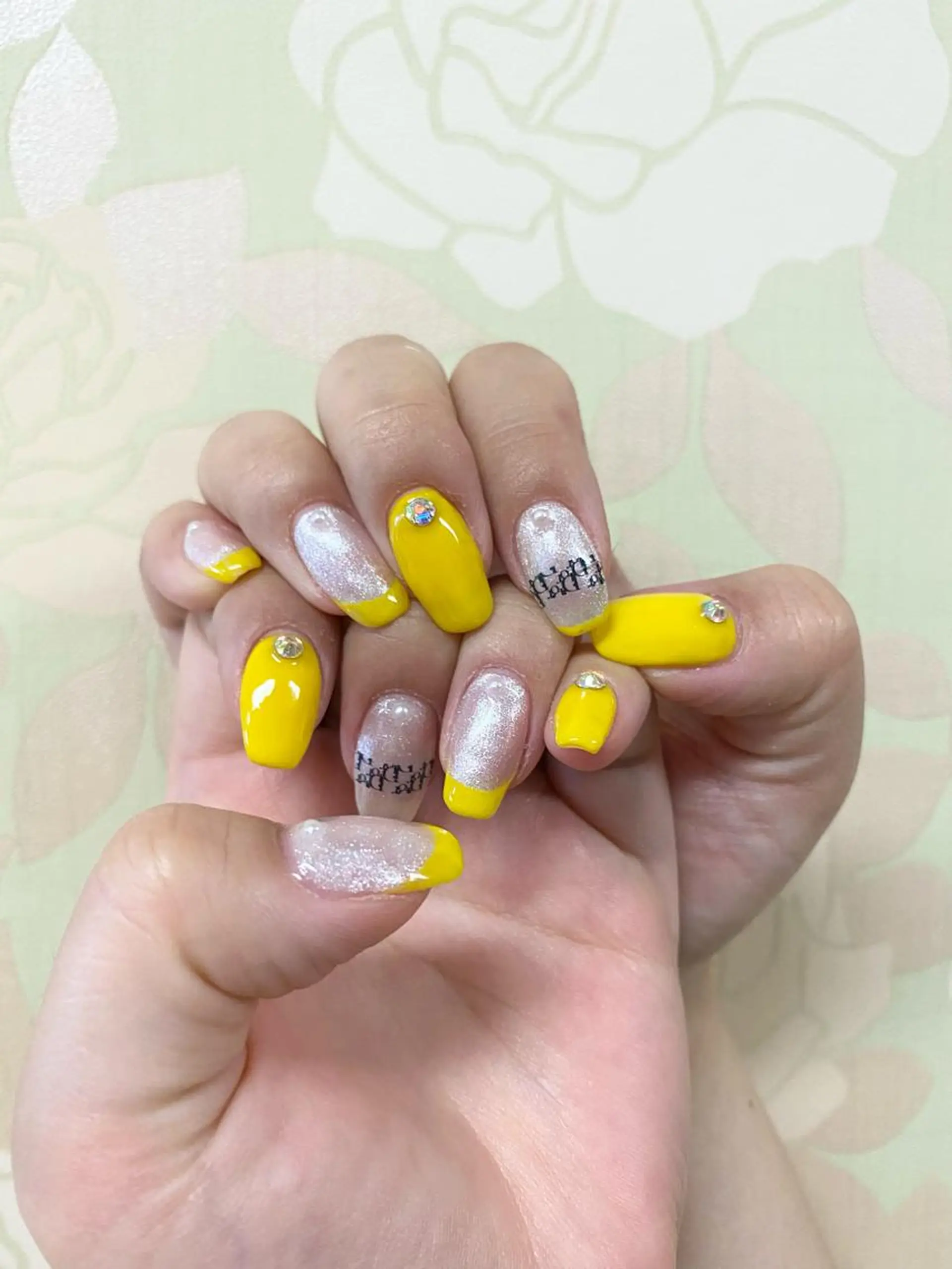 ネイル MIMI RUSH 安城 jubilee店所属・鍋田 彩歌のマツエク・マツパデザイン