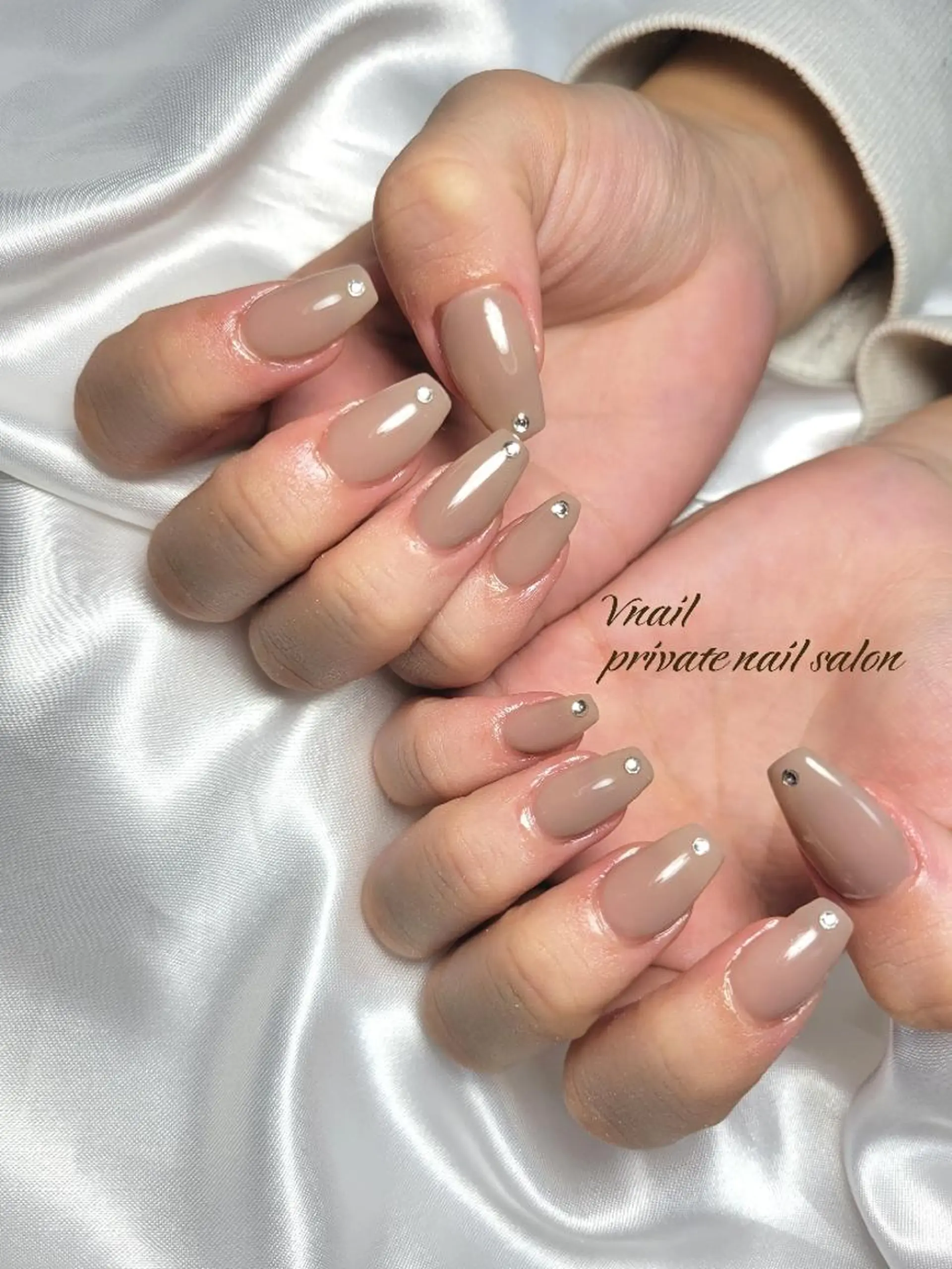 ネイル ハンドネイル V. nailのネイルデザイン