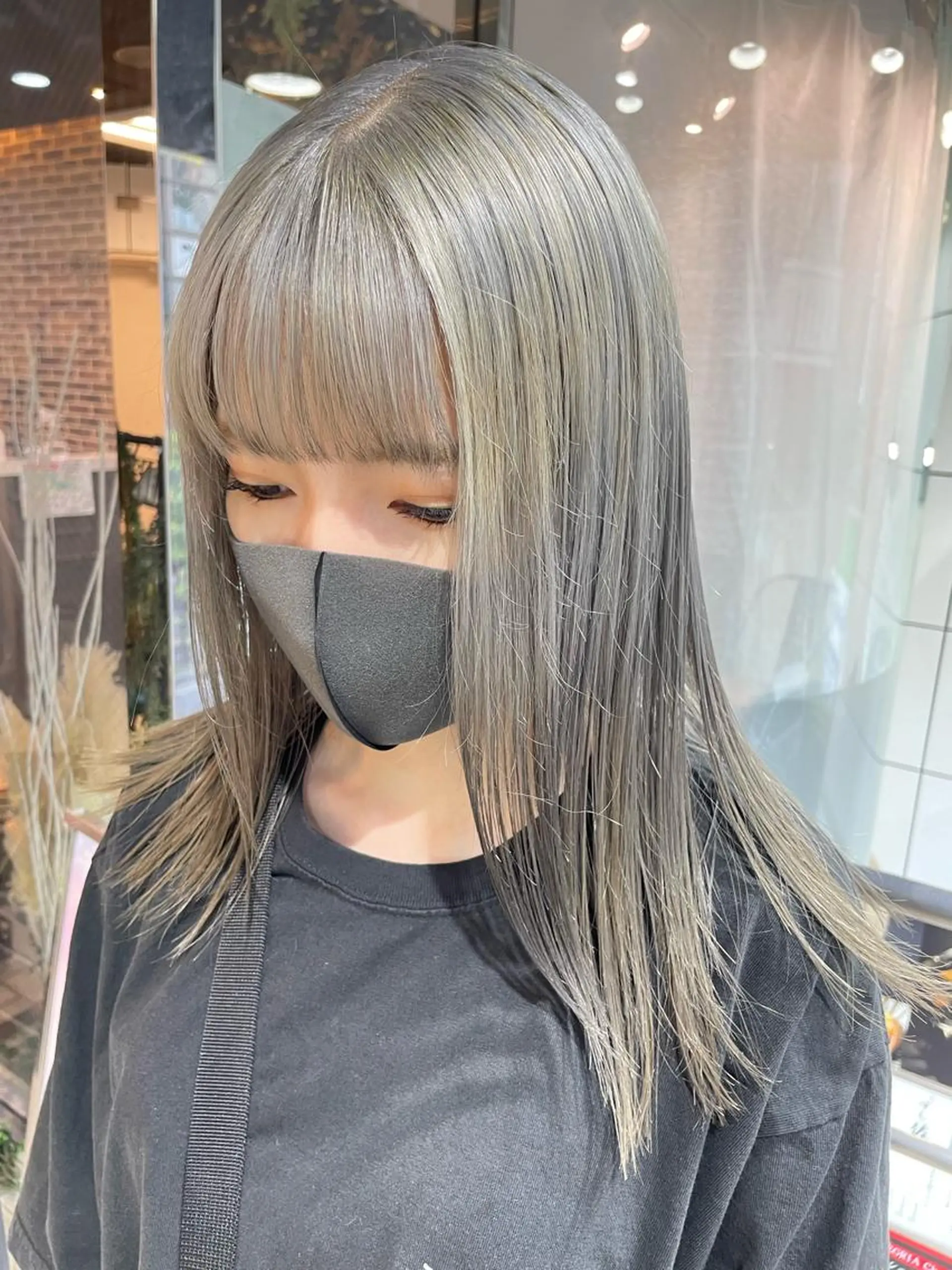 セミロング カラー 個性派ネイル 🌼 ハルカ ♡のマツエク・マツパデザイン