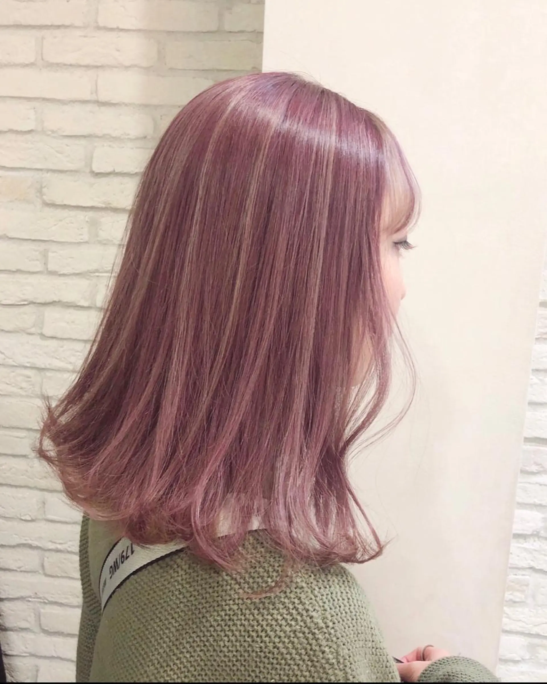 セミロング カラー ハイライトカラー ハイライト HAUS 片山みほのヘアスタイル