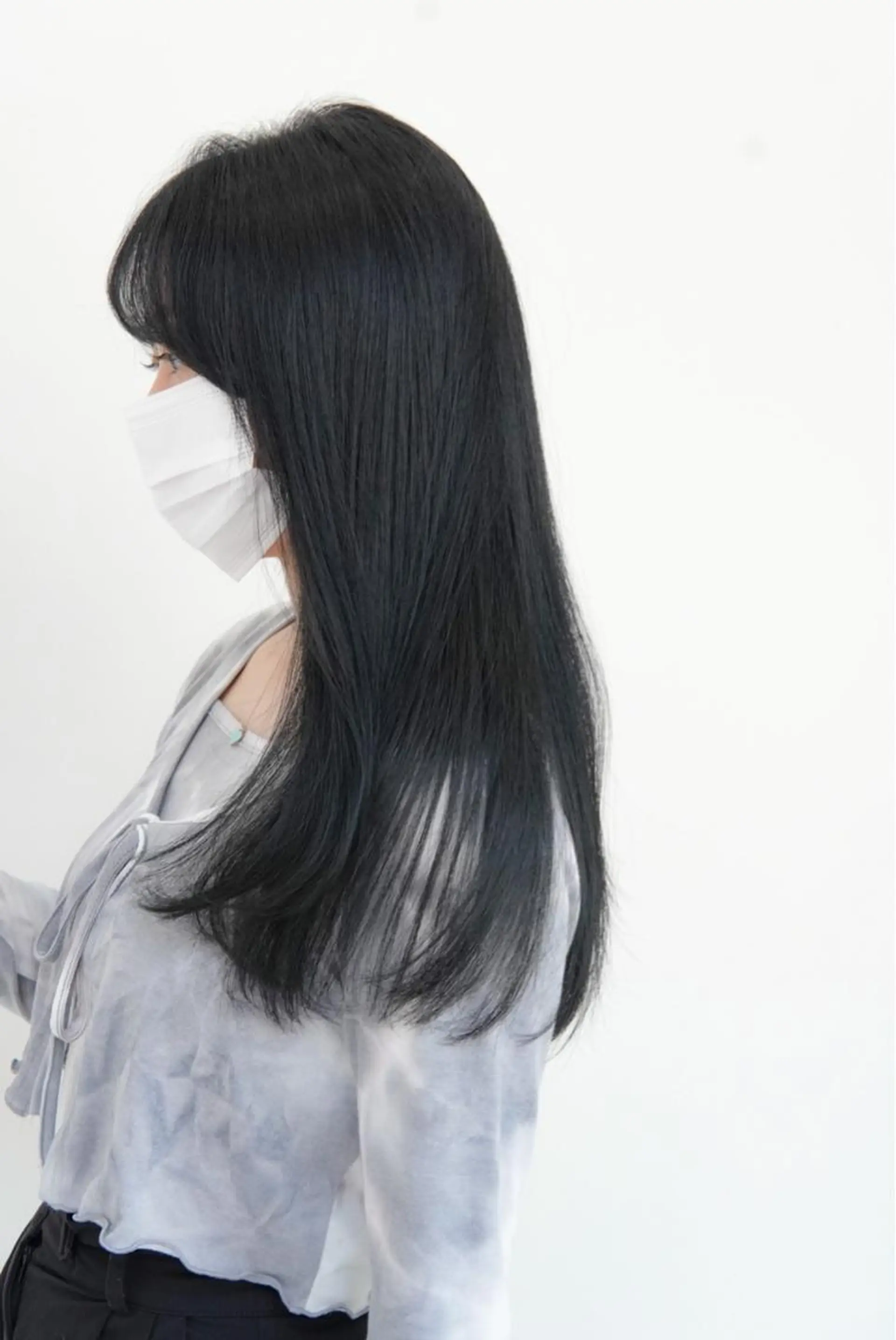 ロング カラー 黒髪 ブルーカラー 透明感カラー カット ヘアカラー トリートメント ミタニ/髪質改善 /レイヤーカットのヘアスタイル