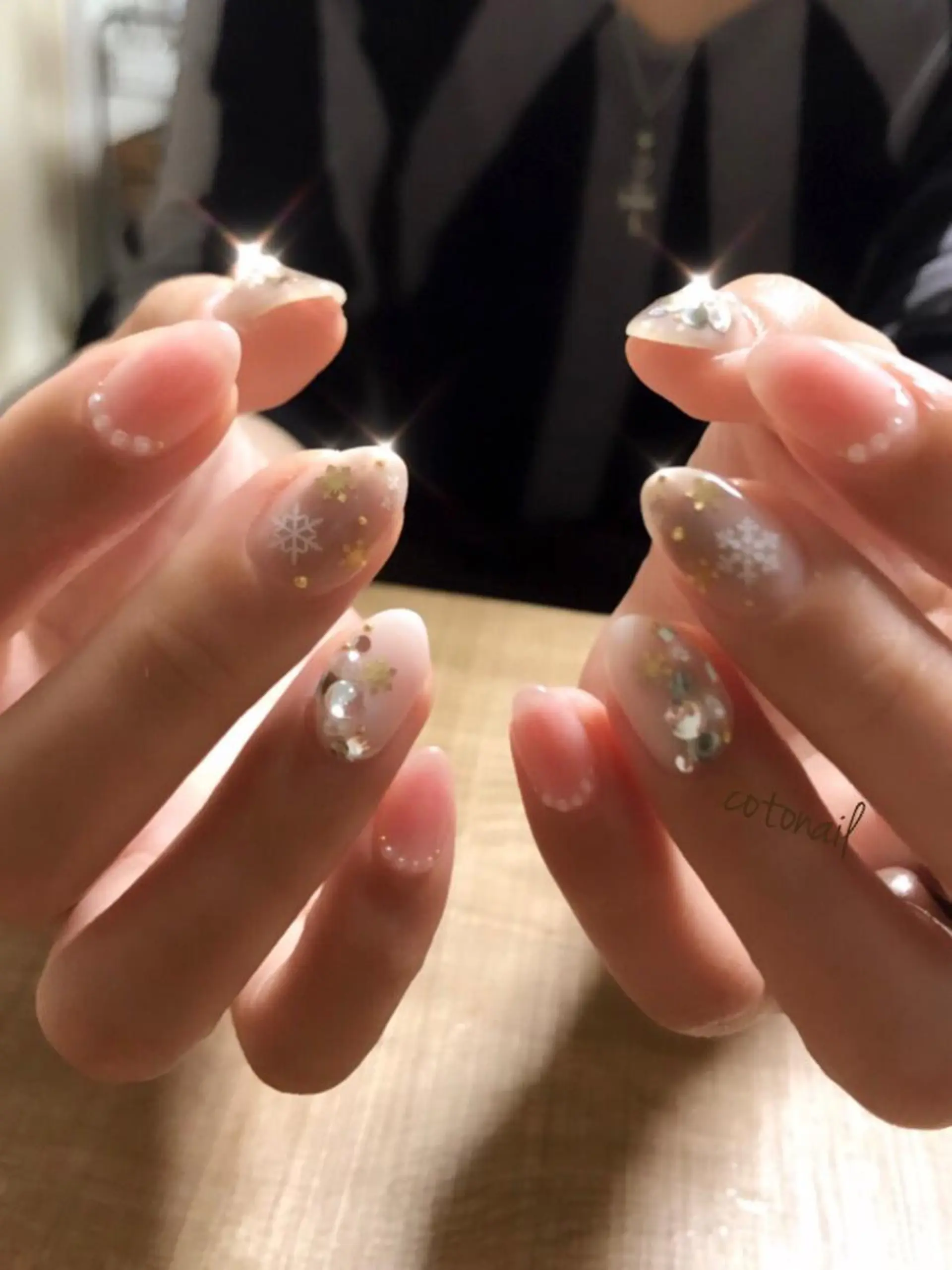 セミロング ネイル ツメトマツゲ .のネイルデザイン