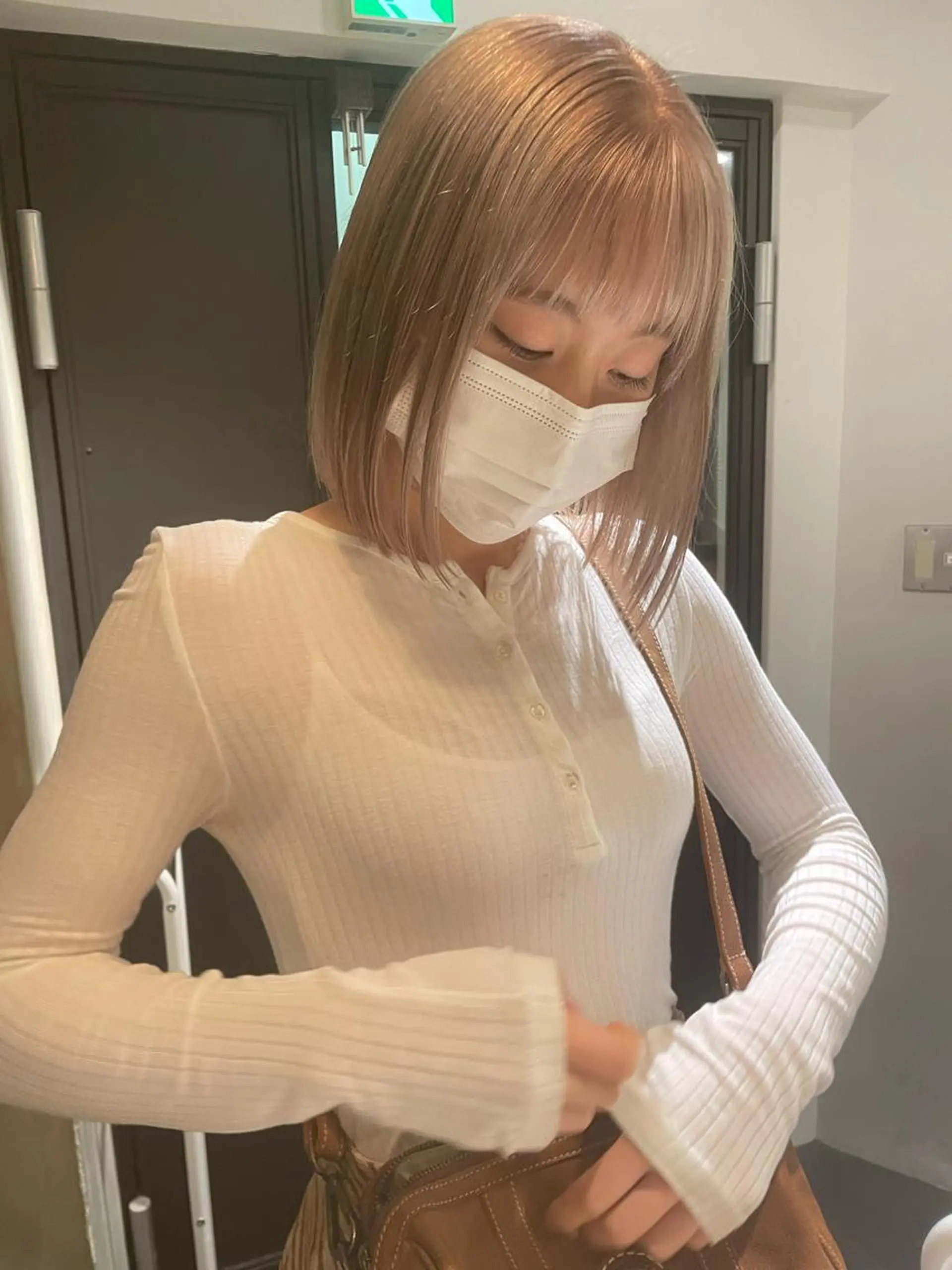 ミディアム カラー classic 新横浜所属・大人girly🛋️ 🤍yukakoのヘアスタイル