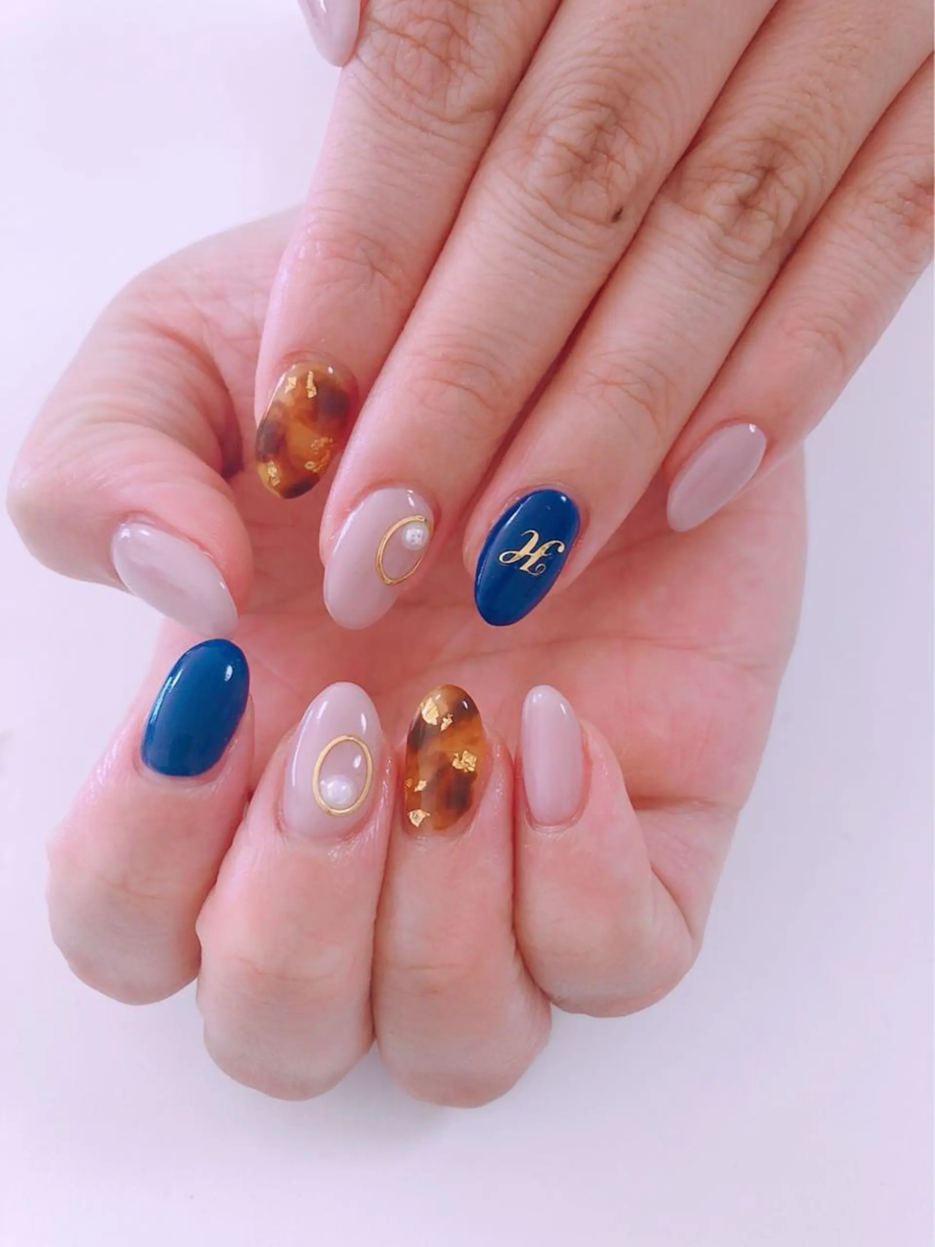 ネイル アートネイル 長さ出し フットネイル グリーン ニュアンスネイル Lily Roseスタッフ一同のマツエク・マツパデザイン