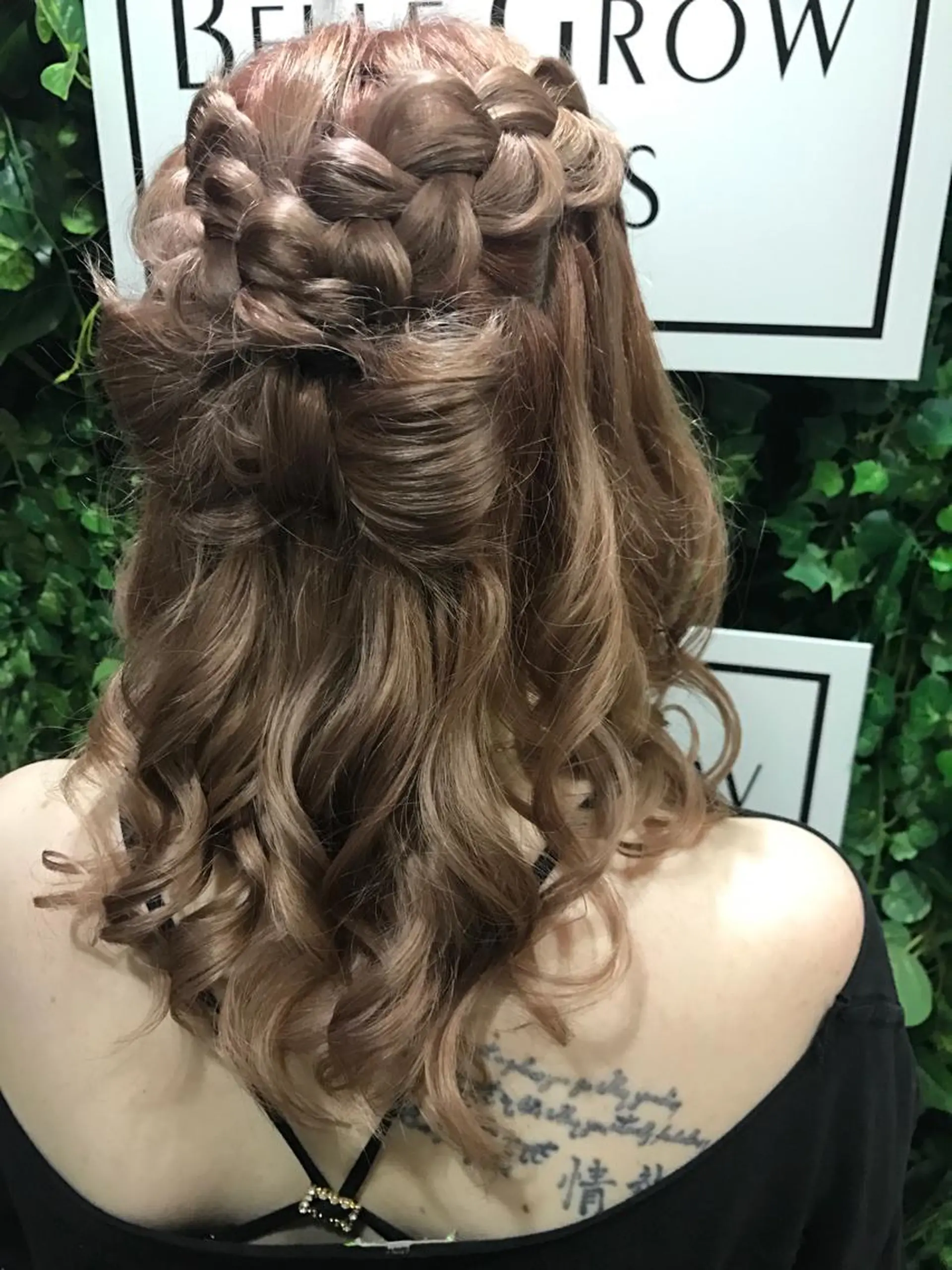 ヘアアレンジ シールエクステ🎀 ハイトーン特化🎀のヘアスタイル