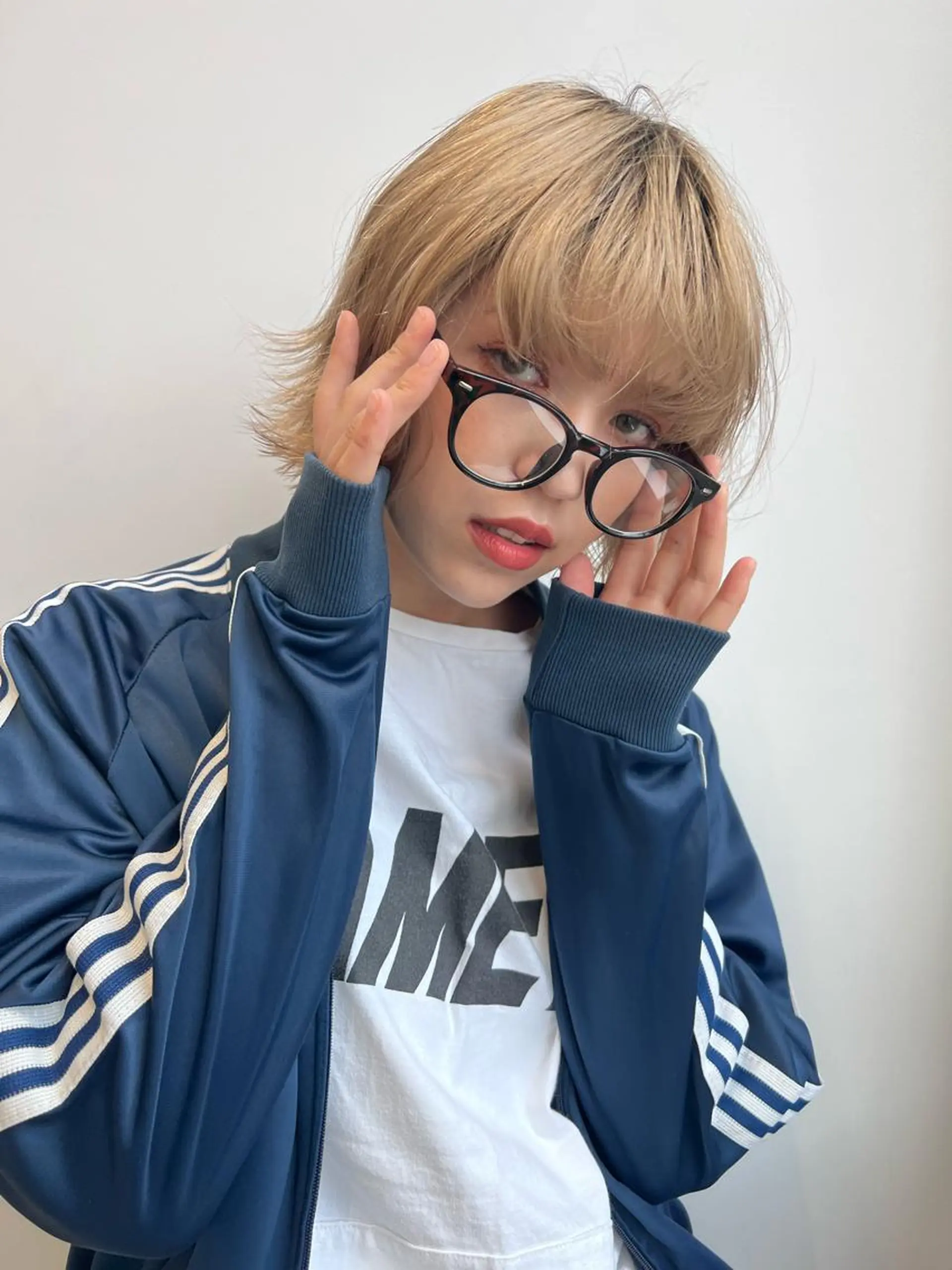 ミディアム カラー 角岡 真帆のヘアスタイル