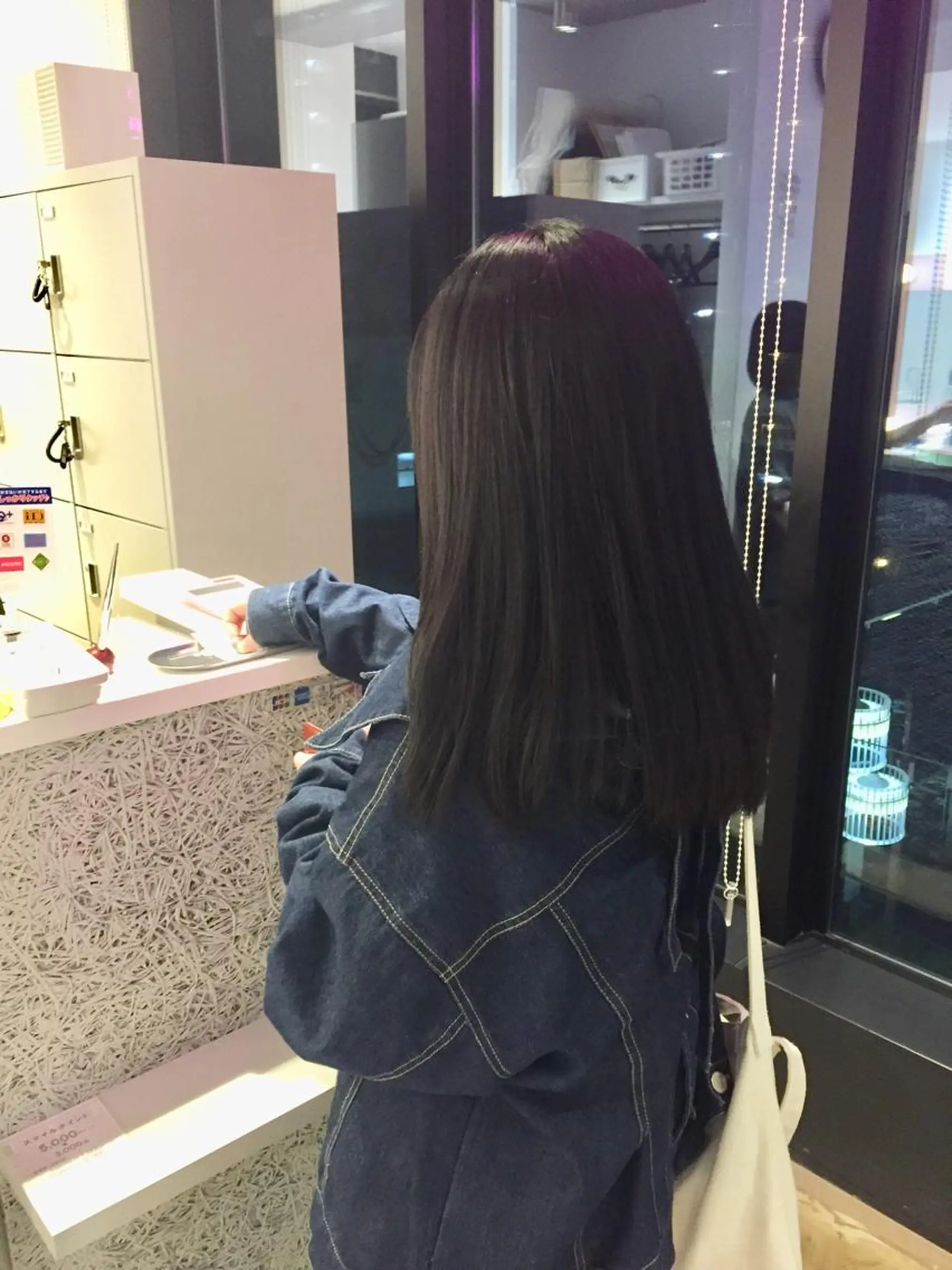 セミロング アッシュ カット ヘアカラー トリートメント ヘッドスパ 所渉/韓国レイヤー /ウルフカットのヘアスタイル