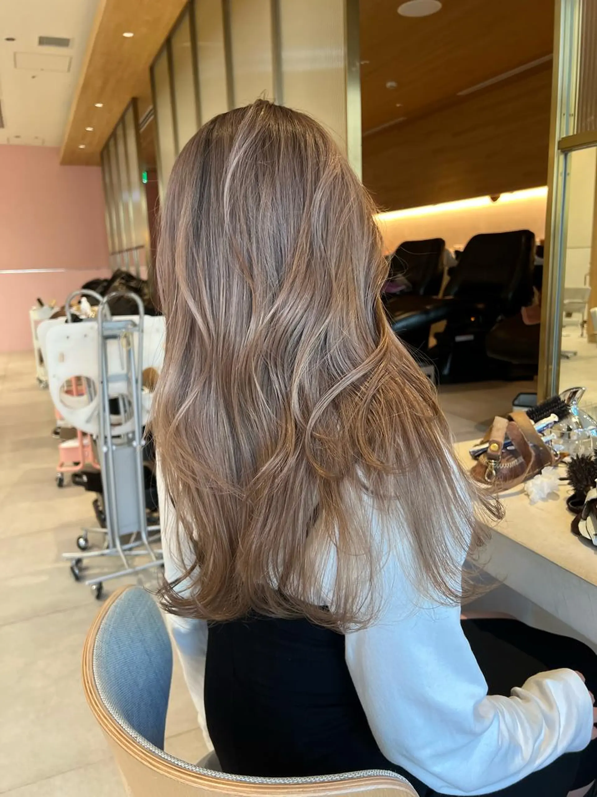 ロング ヘアカラー トリートメント ヘアセット レイヤー専門家 ダブルカラー修のヘアスタイル