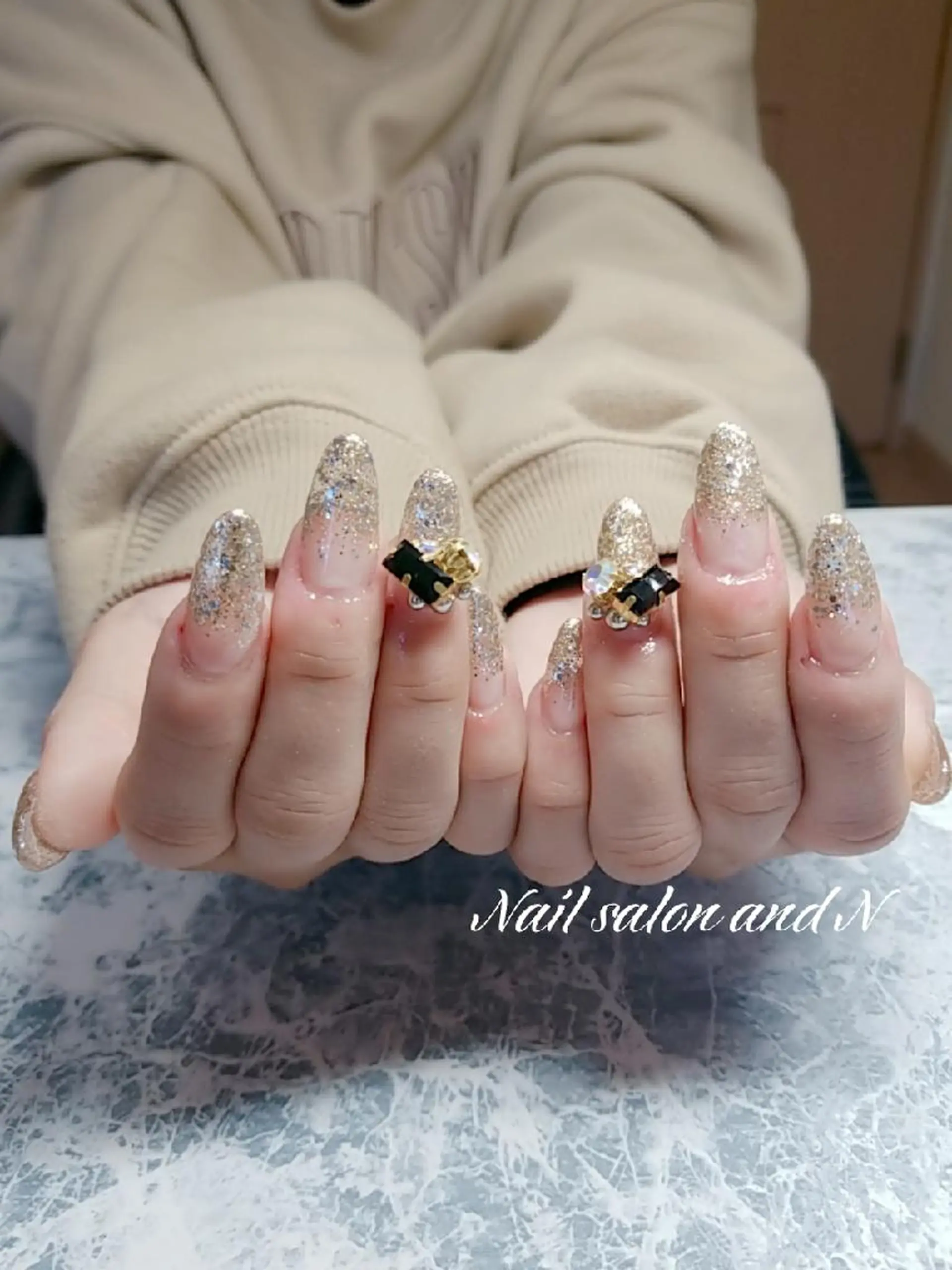 ネイル and Nのネイルデザイン