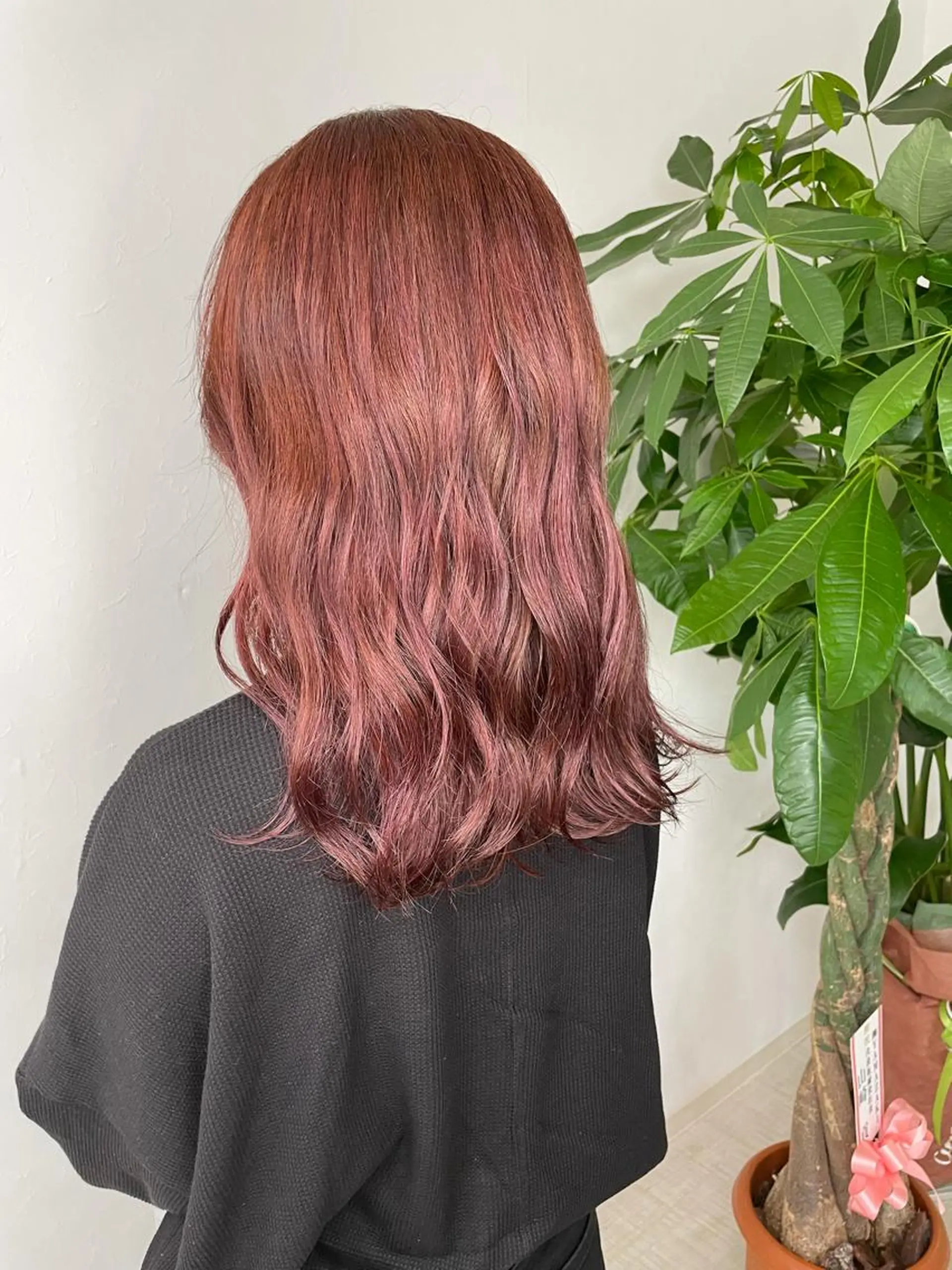 ミディアム レッドブラウン ヘアカラー force  hair所属・🫧富田 苑実🫧のヘアスタイル