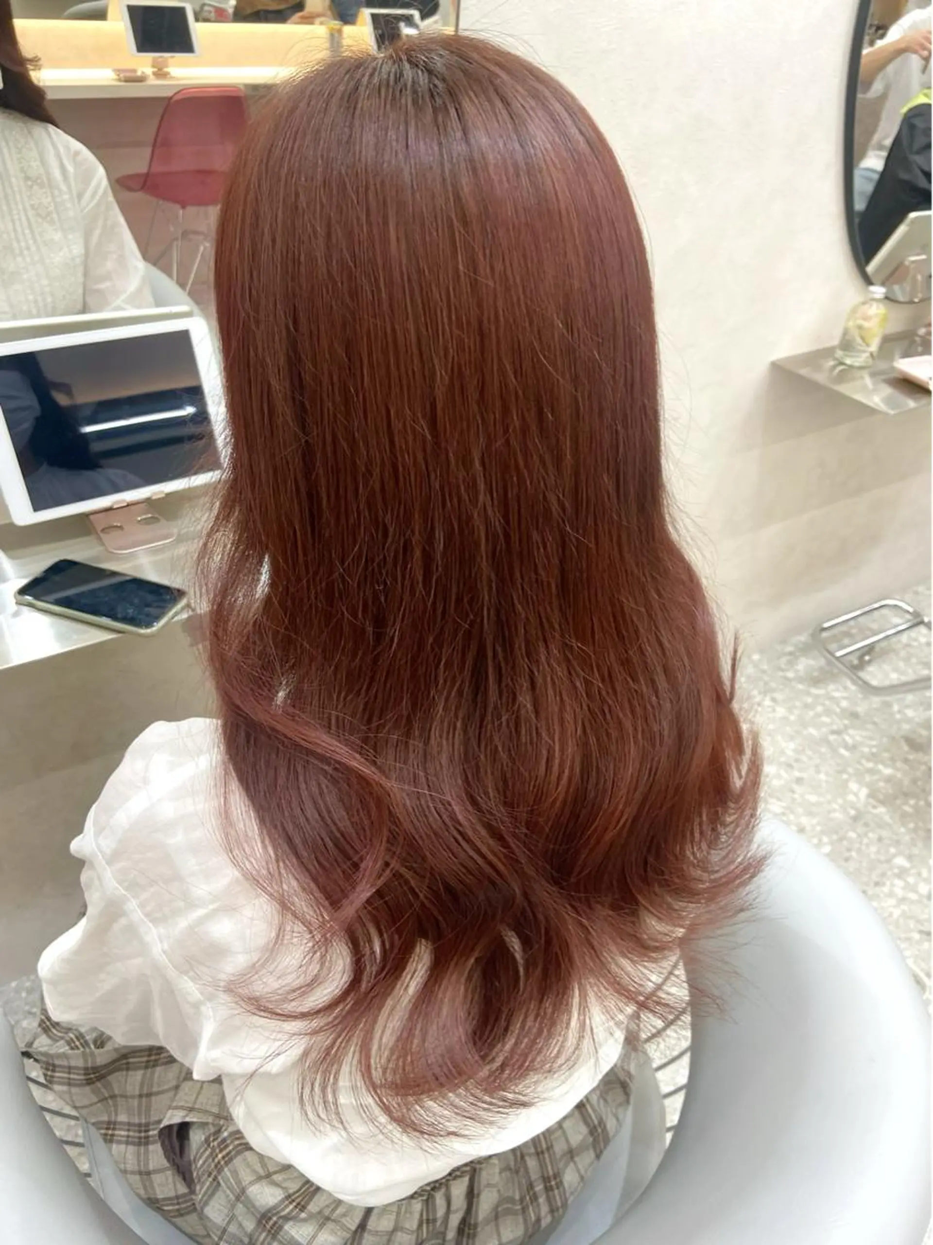 セミロング カラー シールエクステ ブリーチ ブラウンカラー ケアカラー ダブルカラー 新宿/韓国ヘア 中明度カラー/かやのヘアスタイル