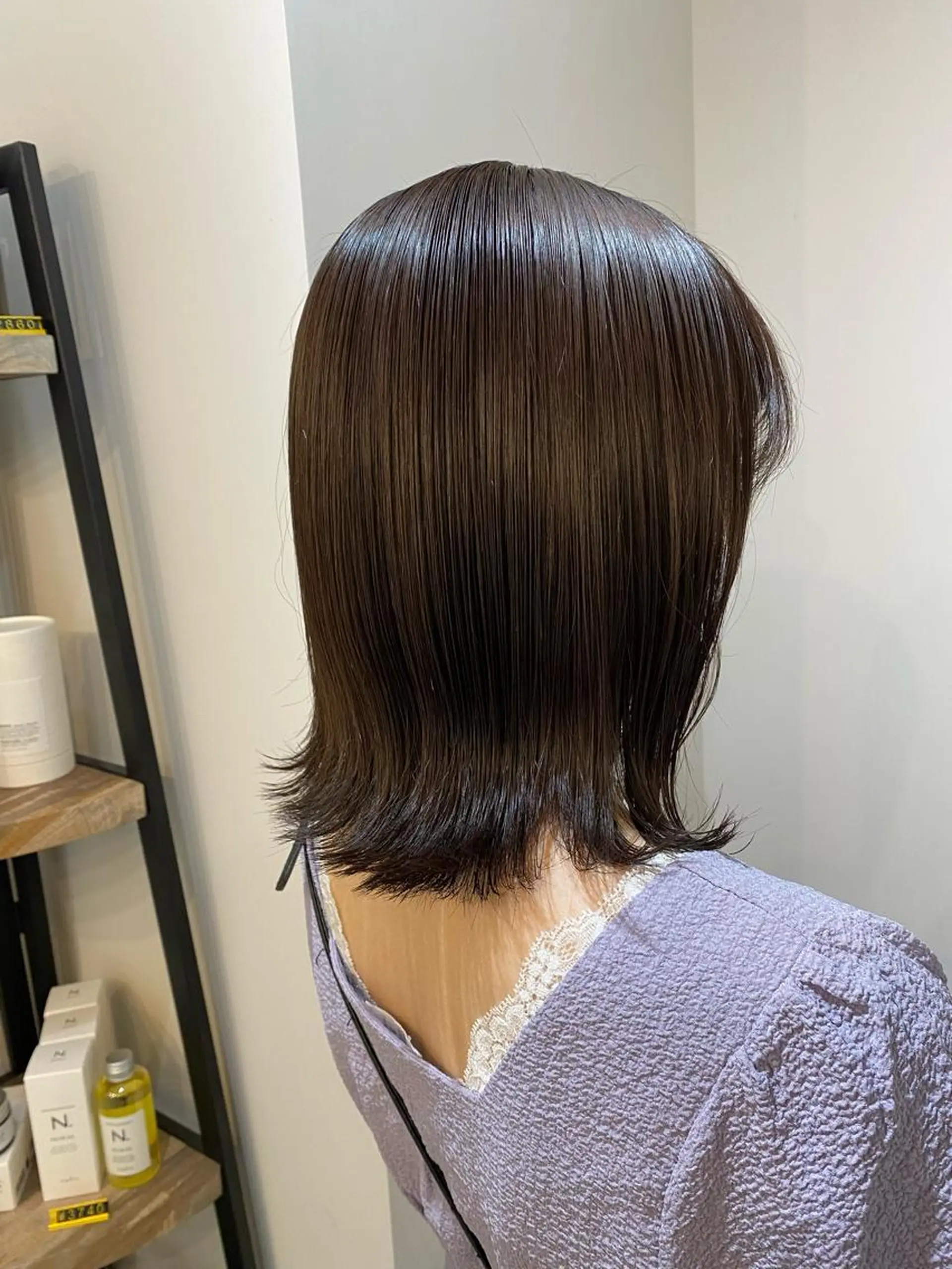 ミディアム 外ハネヘア louwe 武藤幸世のヘアスタイル