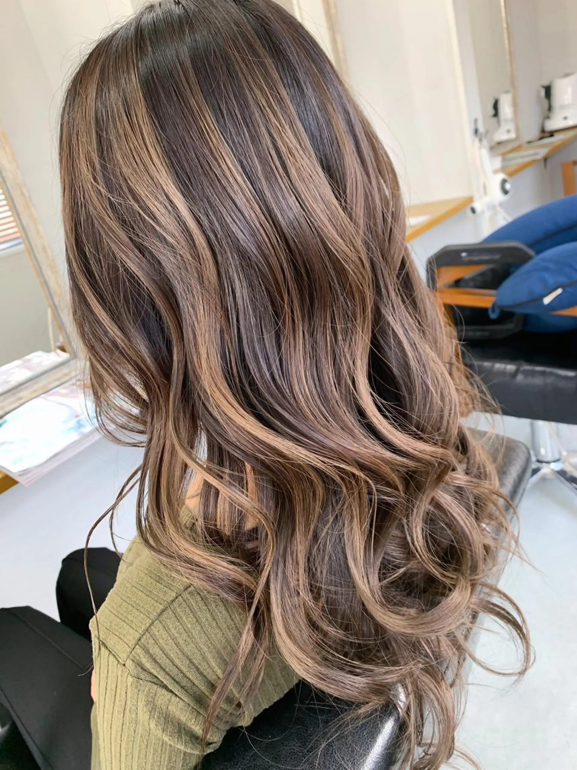 ロング 🥇近藤 恭輔🥇 Recharme新保のヘアスタイル