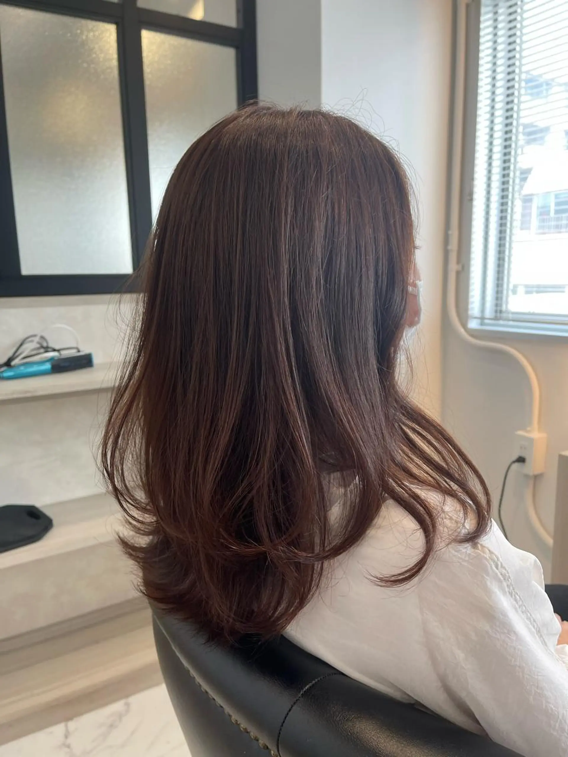 セミロング カラー カット ヘアカラー トリートメント &chaLme   心斎橋所属・emi/髪質改善/ 韓国風/艶カラーのヘアスタイル