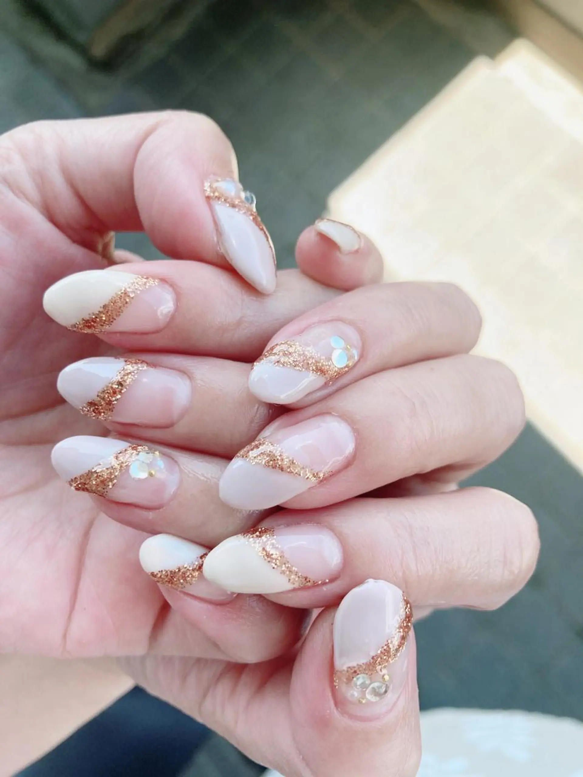 ネイル ゴージャス 持ち込み ハンドネイル ハンドケア YunAsu ひぃちゃんのエステ・リラクイメージ