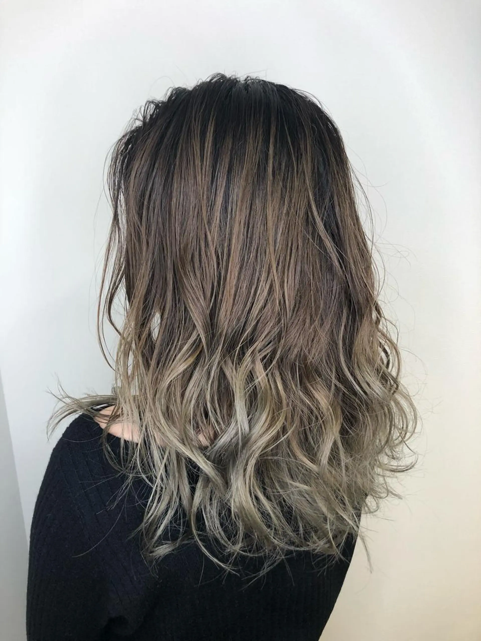 セミロング カラー メンズヘア特化 崎田 成人のヘアスタイル