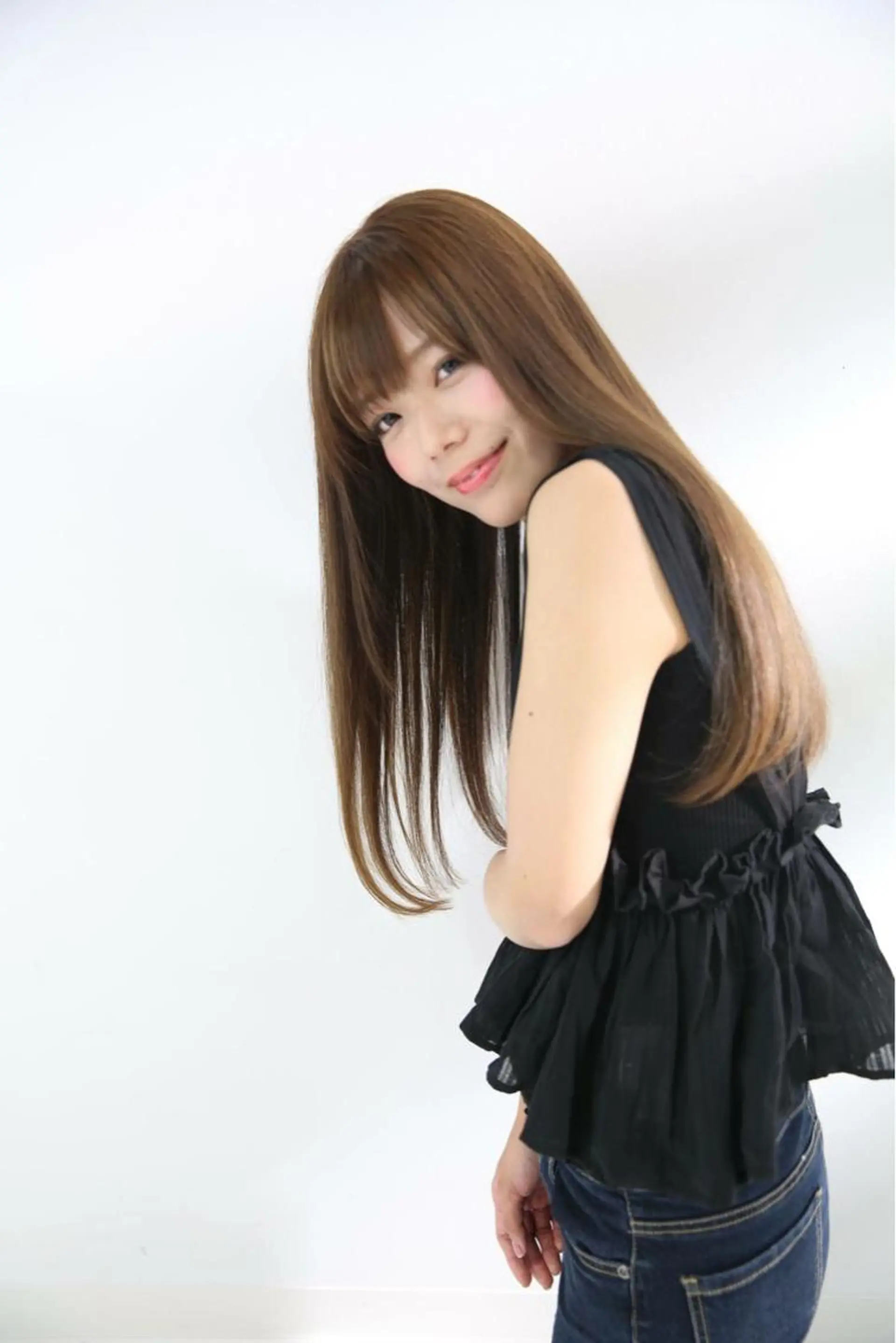 ロング ブリーチなしダブル/ レイヤーカット 小棹のヘアスタイル