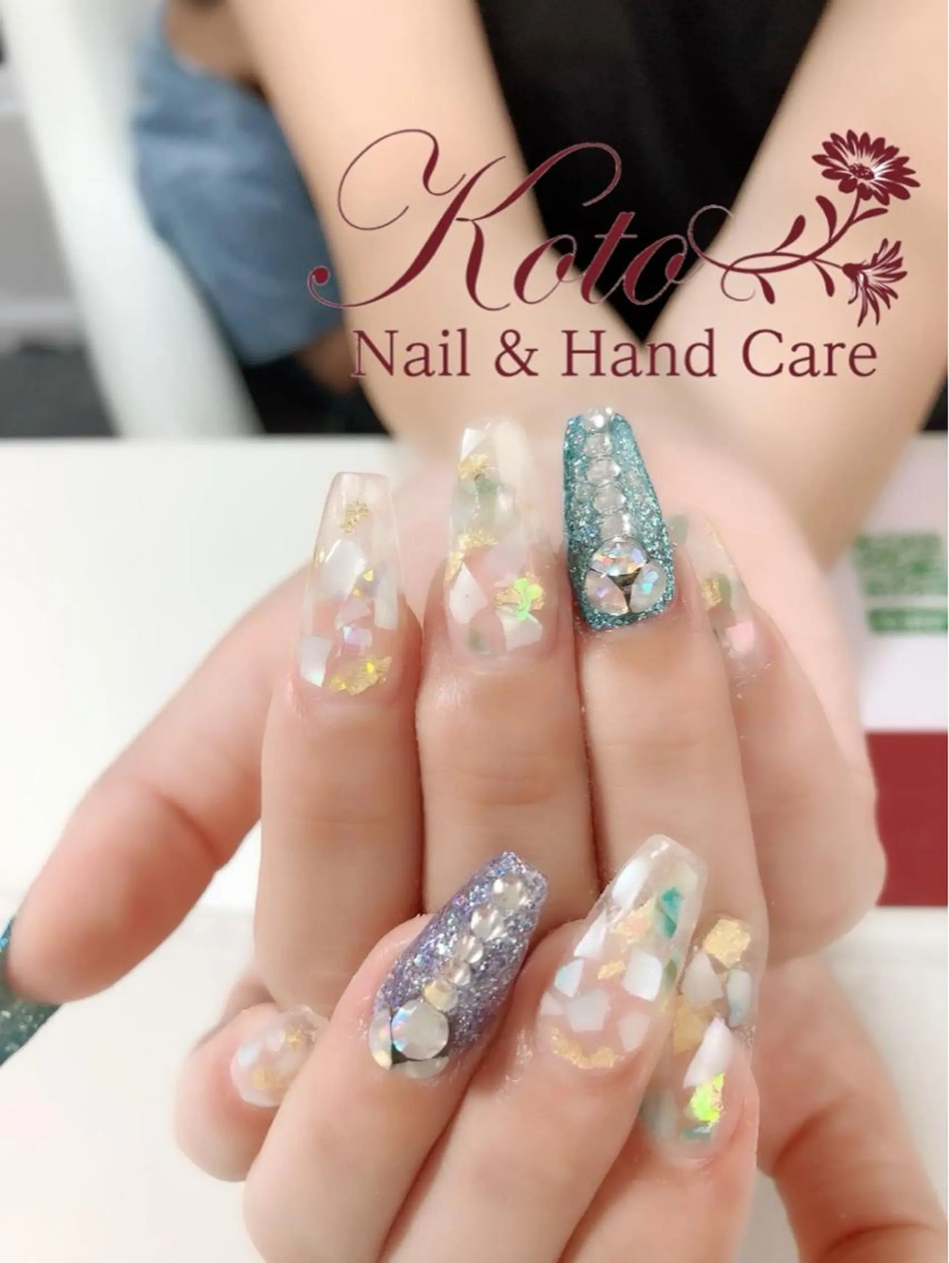 ネイル 長さ出し フットネイル フレンチネイル ジェルネイル ラメ(グリッター) Risa ネイルサロンKOTOのネイルデザイン