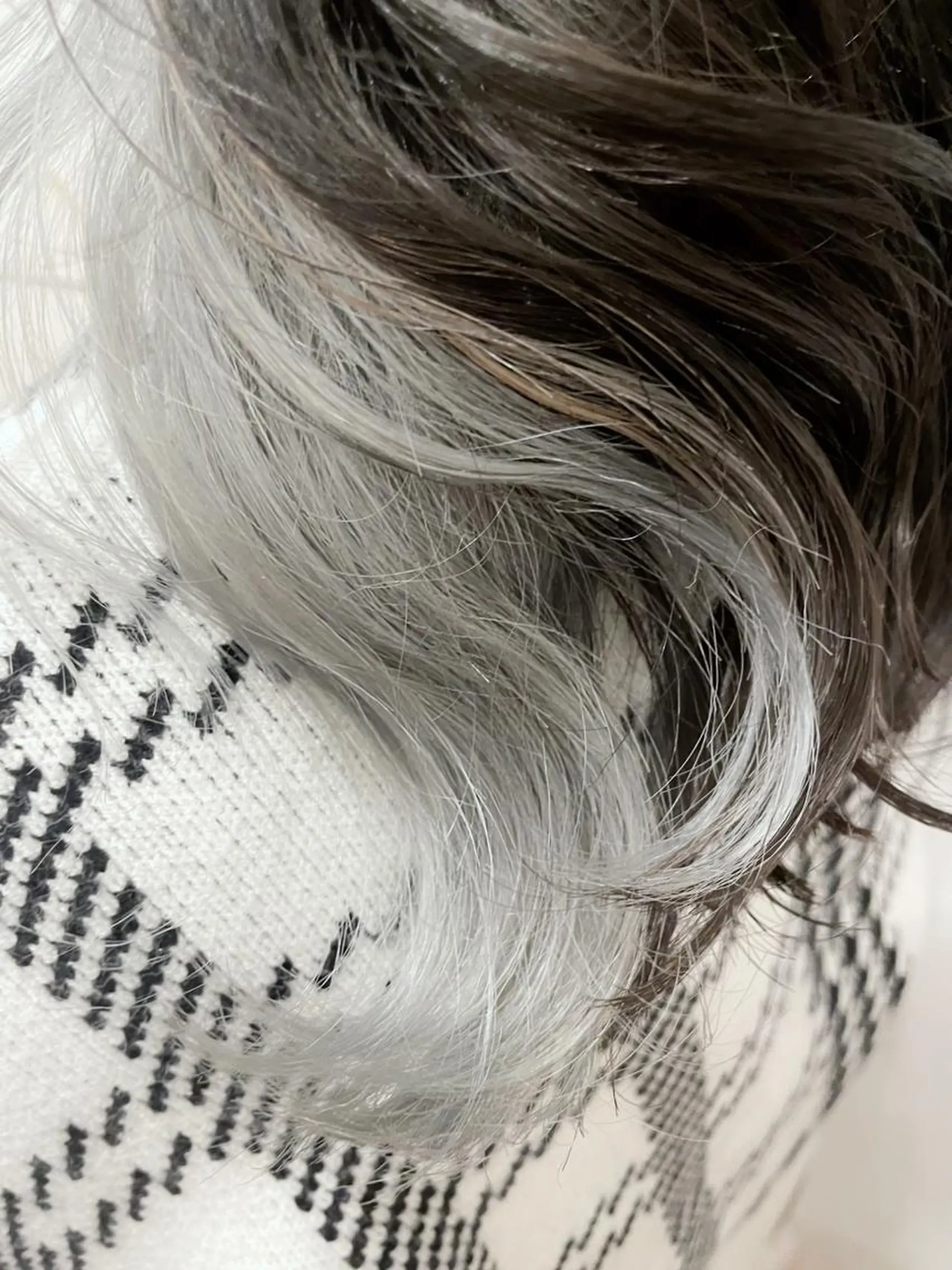 ミディアム カラー ブリーチ 古澤 あかねのヘアスタイル