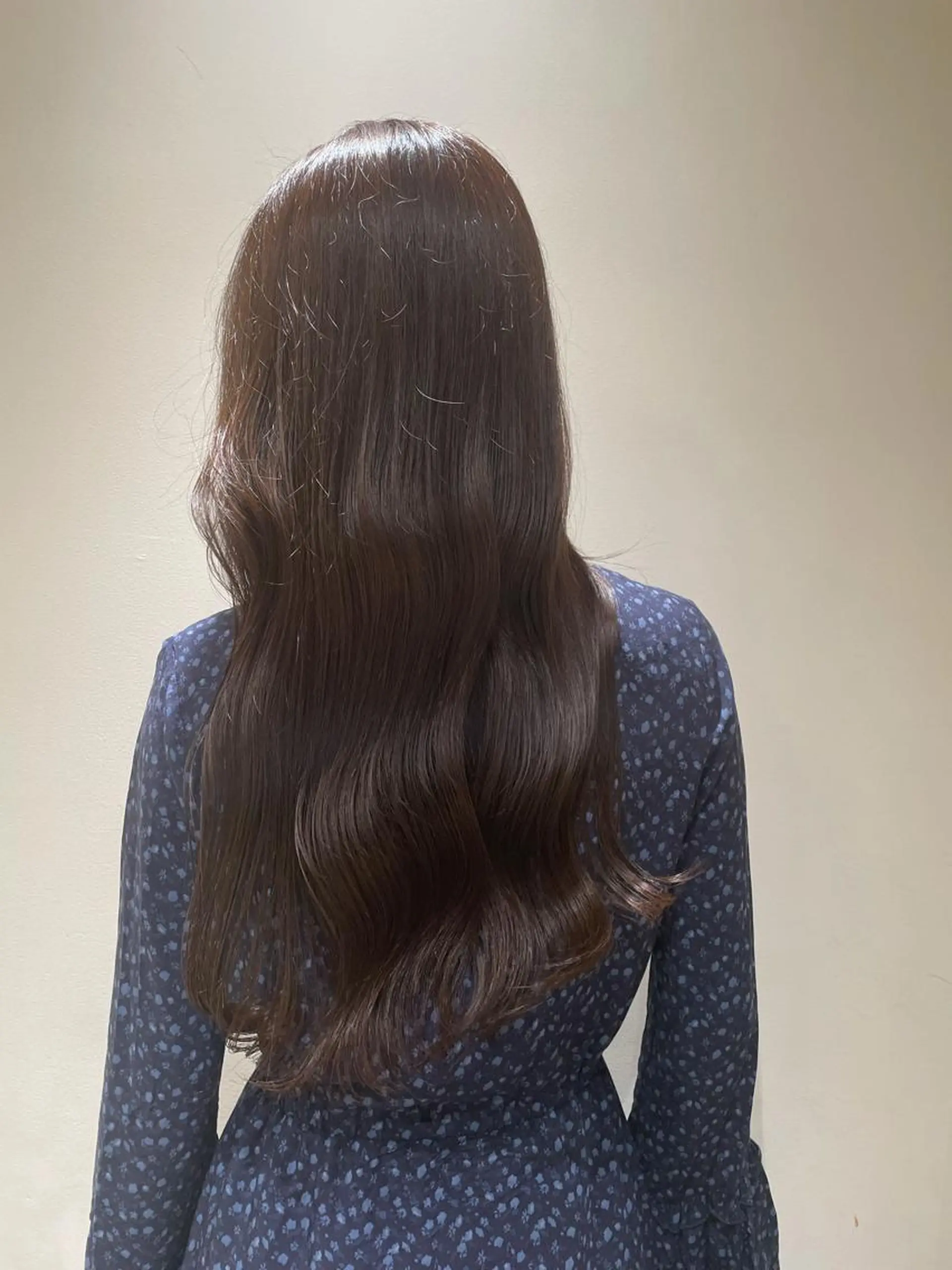 ロング カラー ブラウンカラー ダークブラウン トリートメント レイヤーカット🎀 kanaのヘアスタイル