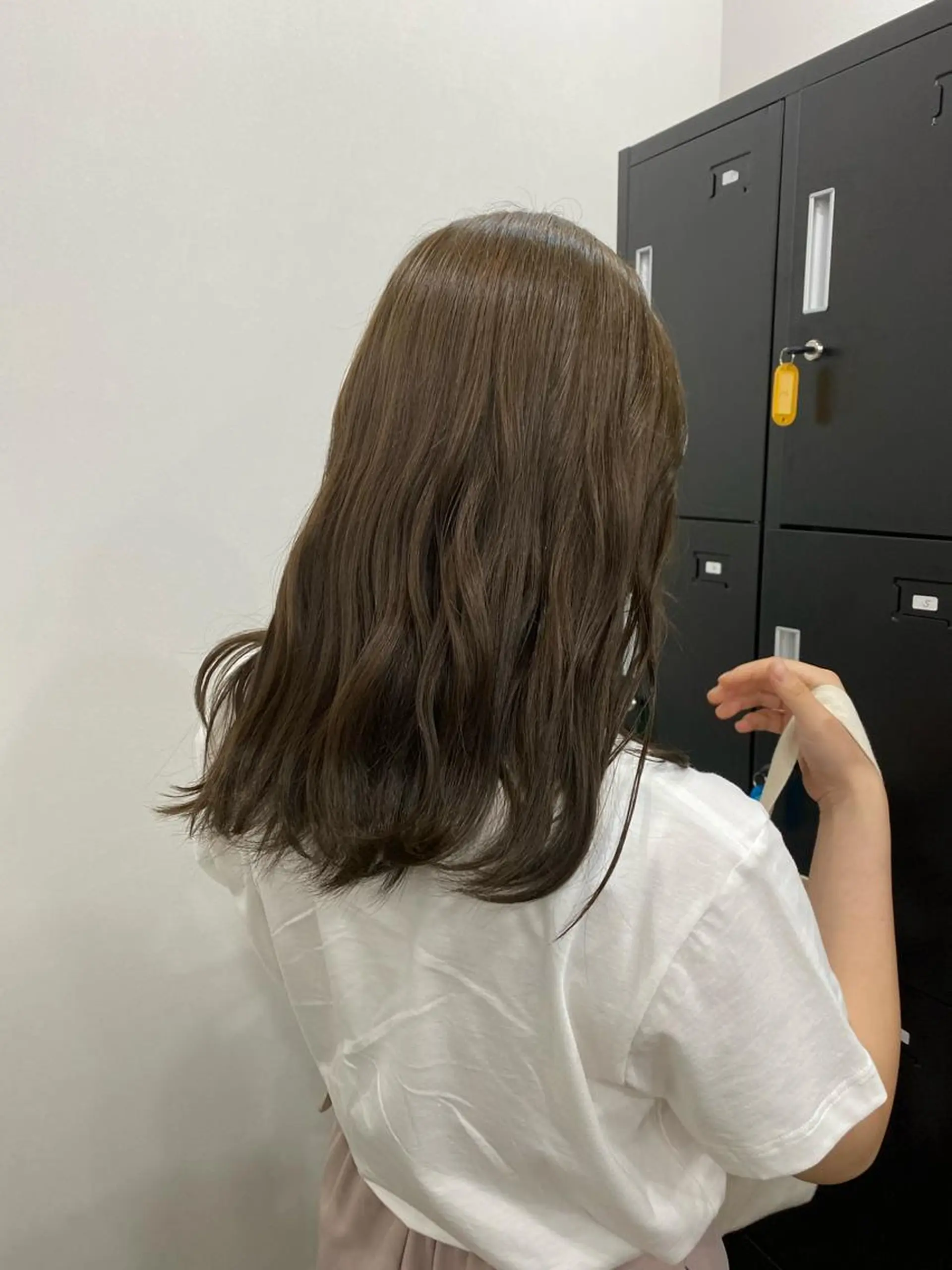 セミロング カラー botan🦖*･ amiのヘアスタイル