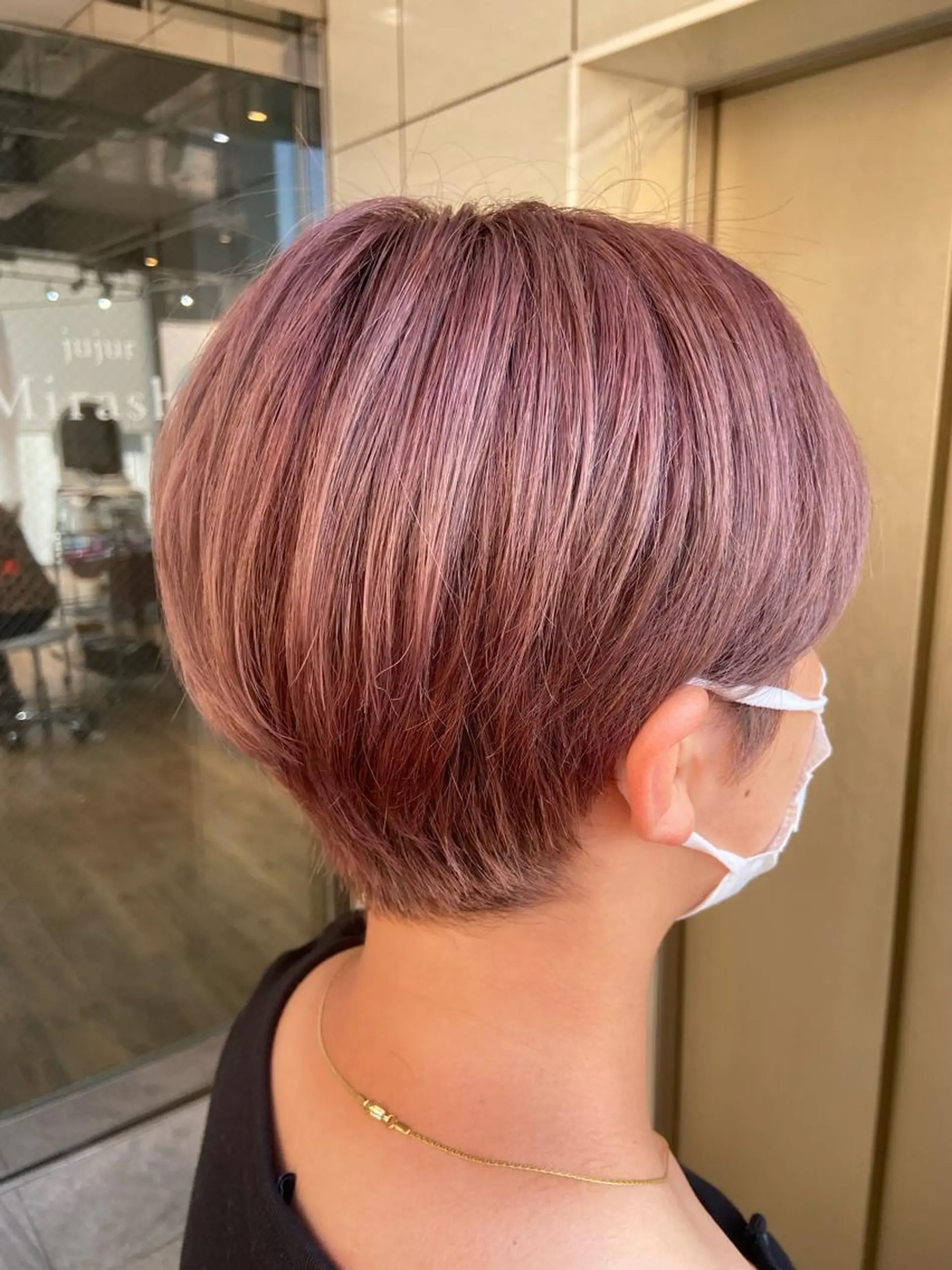 ショート カラー カット ヘアカラー トリートメント 🧸プルエクステ❤︎ ネイルKAO🧸のヘアスタイル