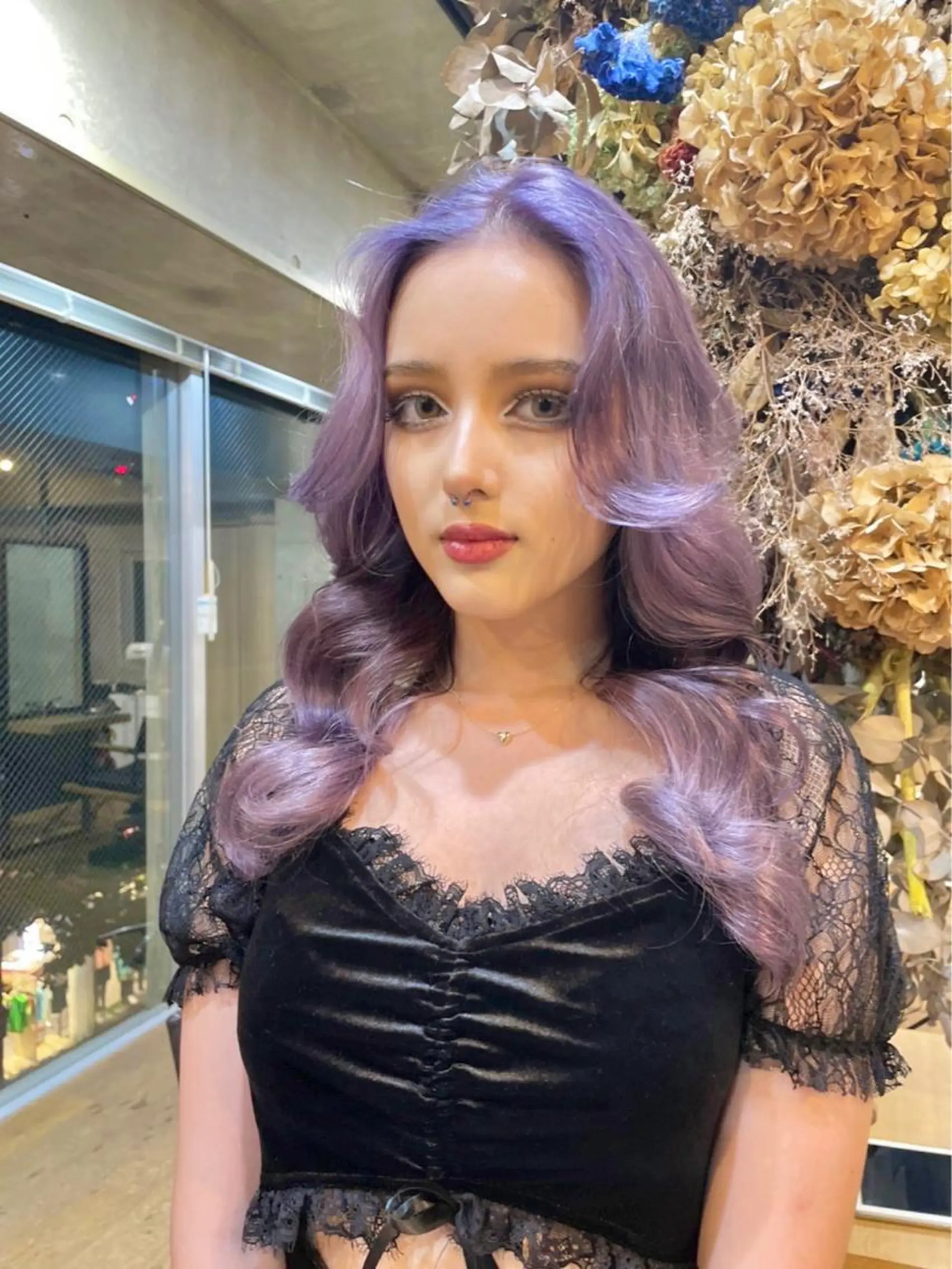 ロング カラー アディクシーカラー ブリーチ ケアブリーチ ダブルカラー イヤリングカラー カット ヘアカラー トリートメント もにか🌞原宿/渋谷 🌝ブリーチカラーのヘアスタイル