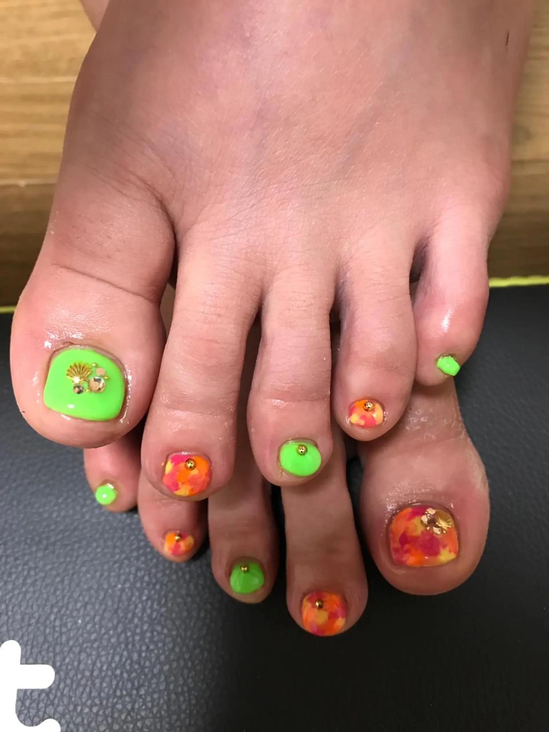 ネイル LOVEnail tomoのネイルデザイン