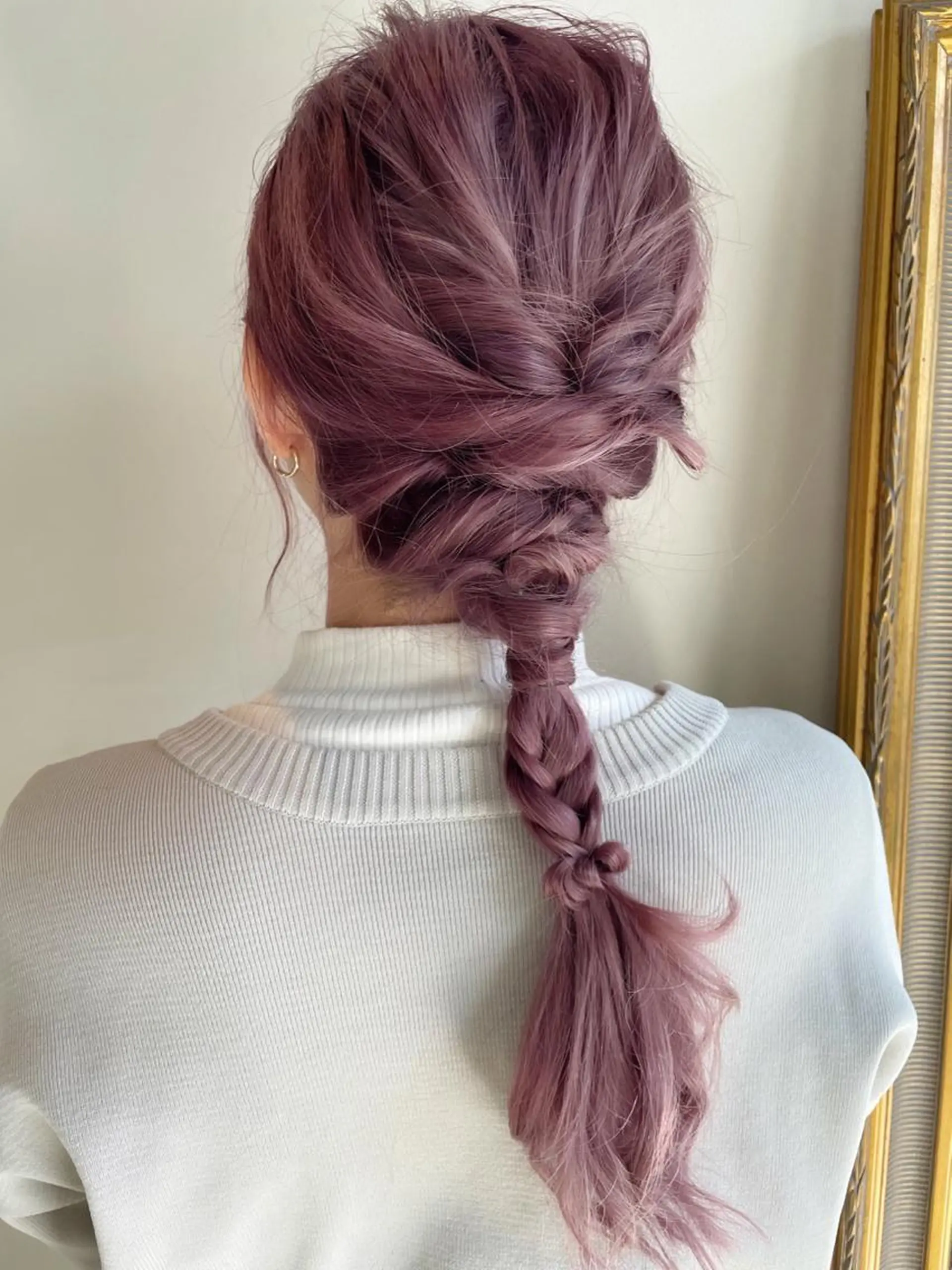 ロング カラー ヘアアレンジ ブリーチ ケアブリーチ バイオレットカラー カット ヘアカラー トリートメント :::  gally :::のヘアスタイル