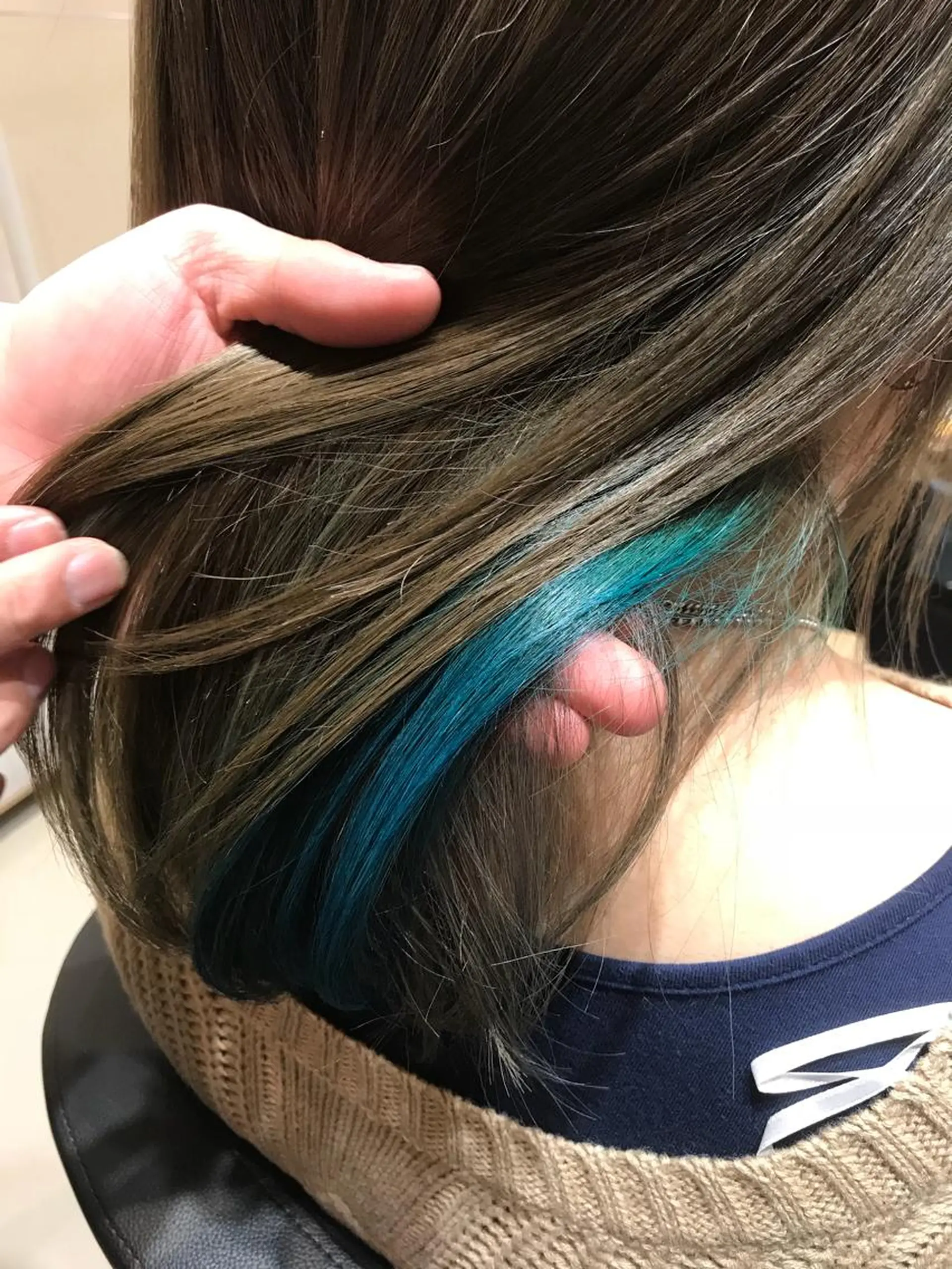 ショート カラー ブリーチ ブルーカラー ヘアカラー 大久保 隆蔵のヘアスタイル