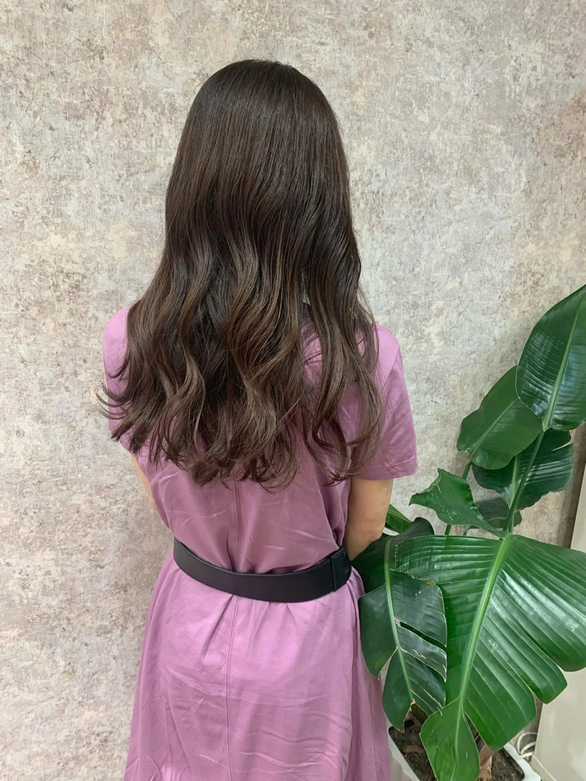 ロング カラー アッシュ ブラウンカラー Ripps長居所属・メテオ ／ヘアカラー 西川菜実のヘアスタイル