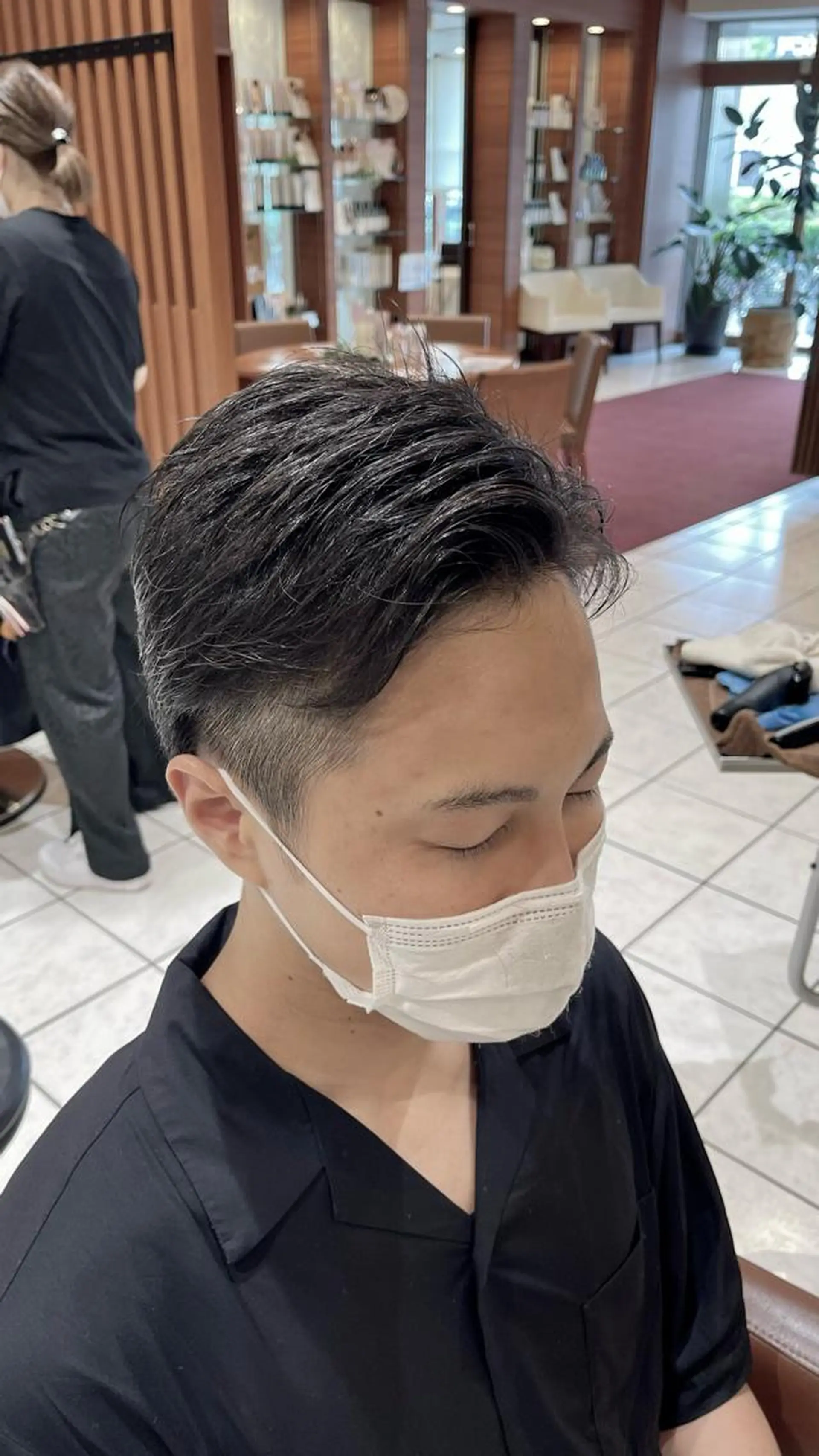 ショート メンズ ツーブロック 刈り上げ テラモト カズヨシのヘアスタイル