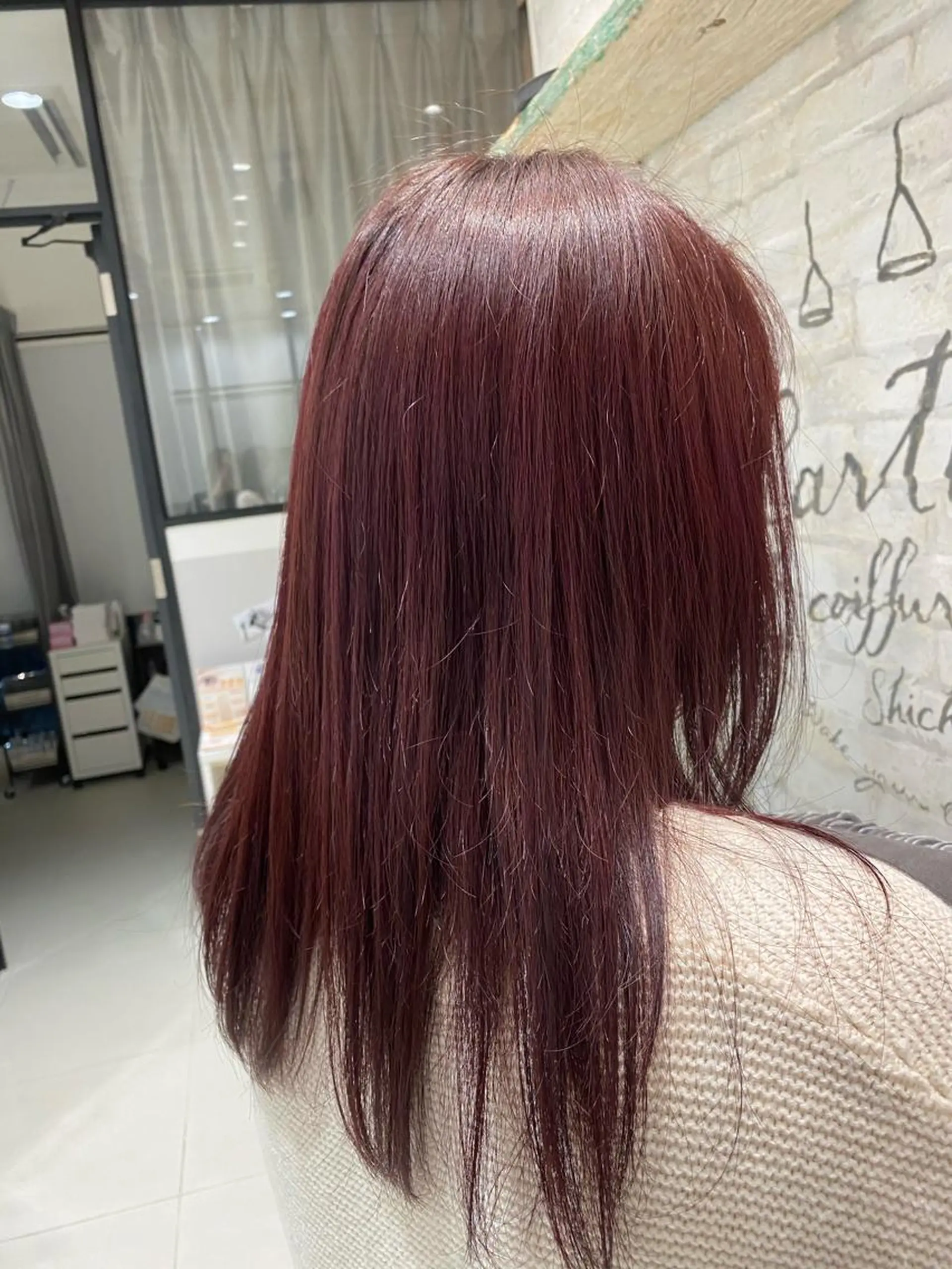 ミディアム カラー Kobayashi ハイライト/ショートのヘアスタイル