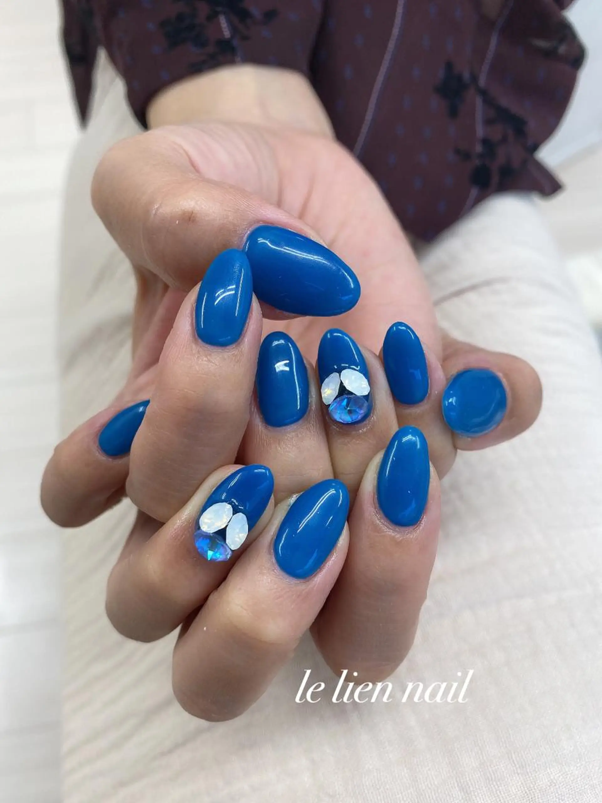 ネイル ブルー ストーンネイル le lien nailのネイルデザイン