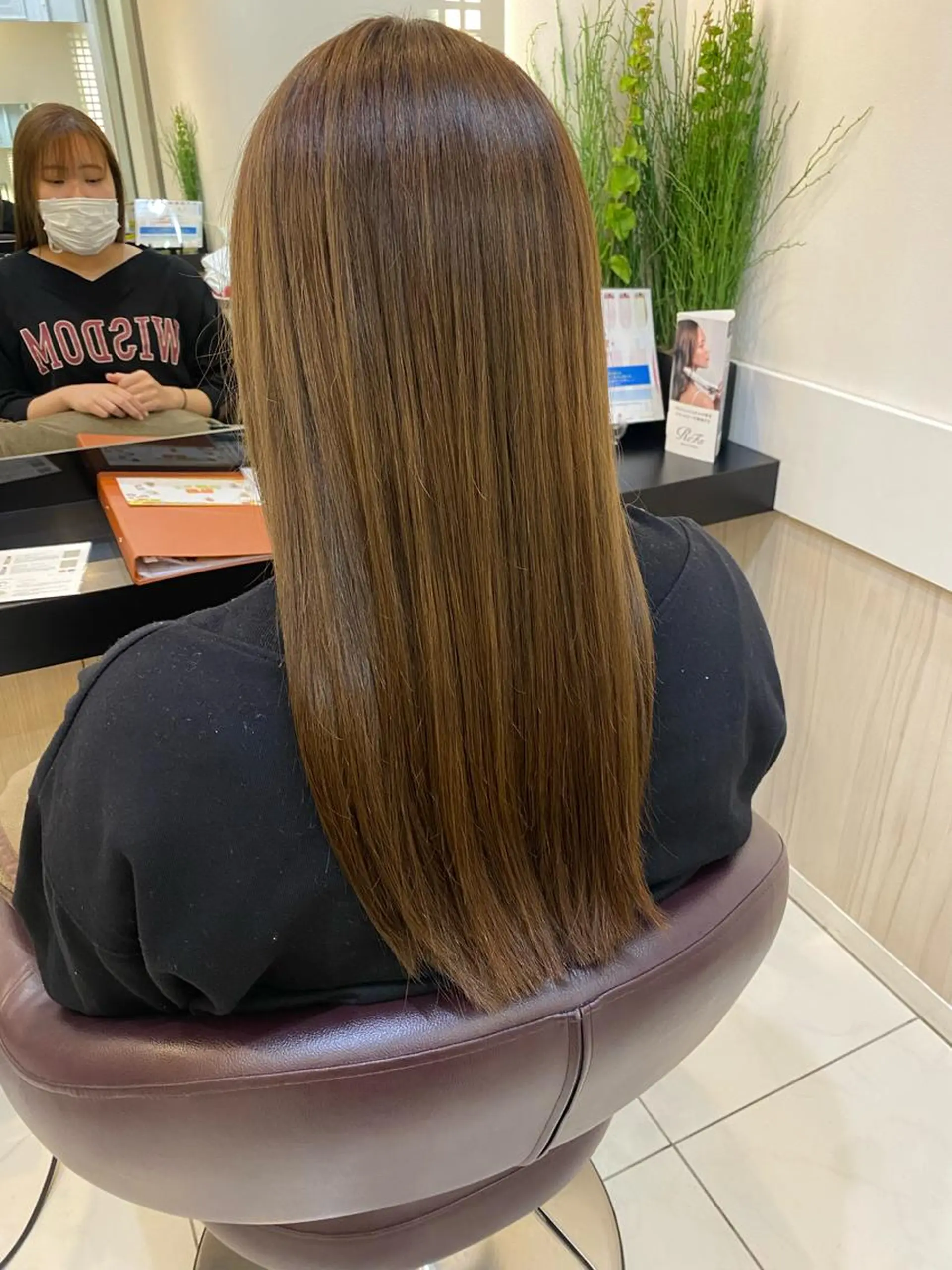 ロング カット 縮毛矯正 たけだゆめ ダブルカラーのヘアスタイル