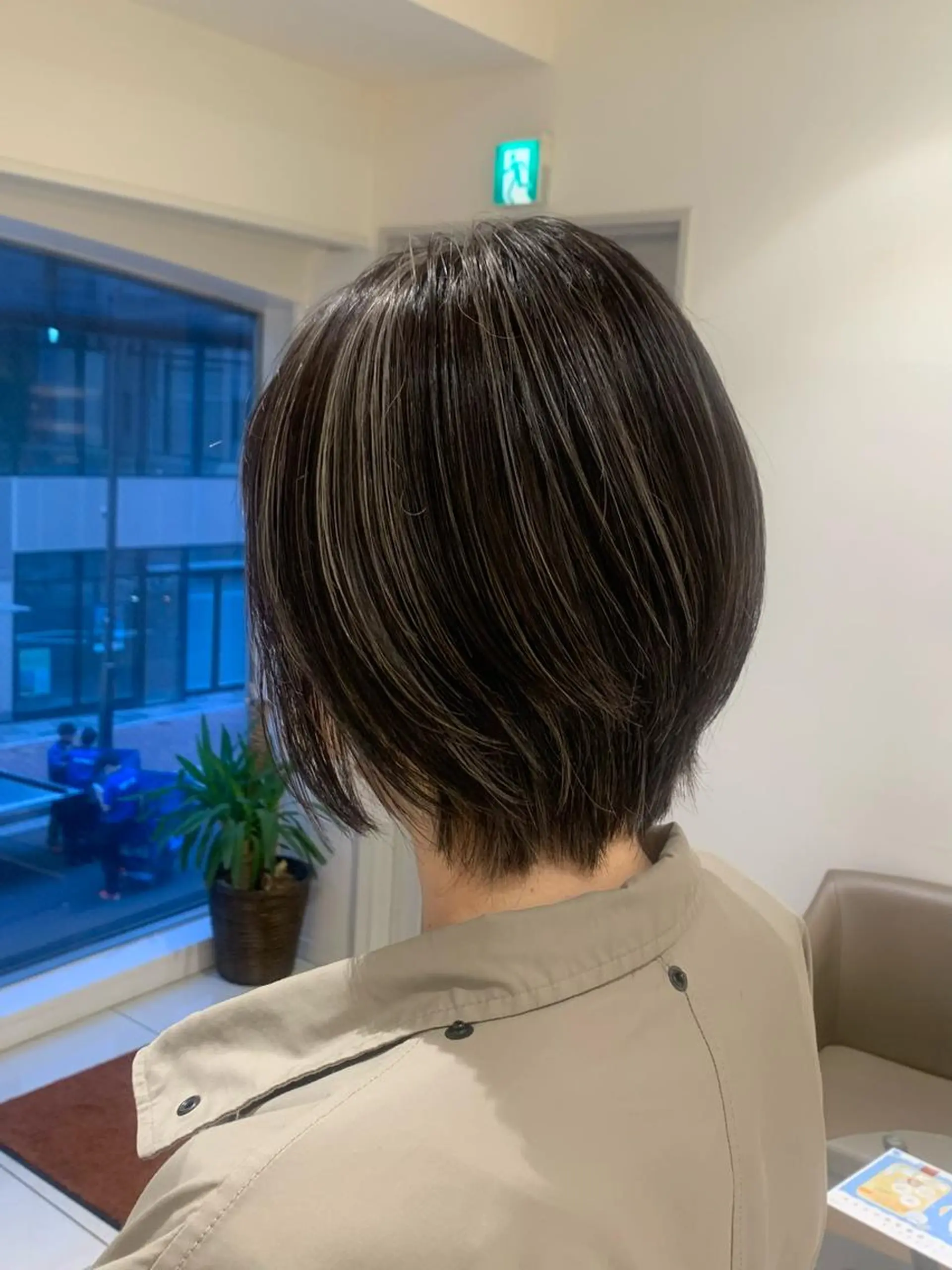 ショート 赤みオフの透明感職人 /ケア重視の美髪施術のヘアスタイル