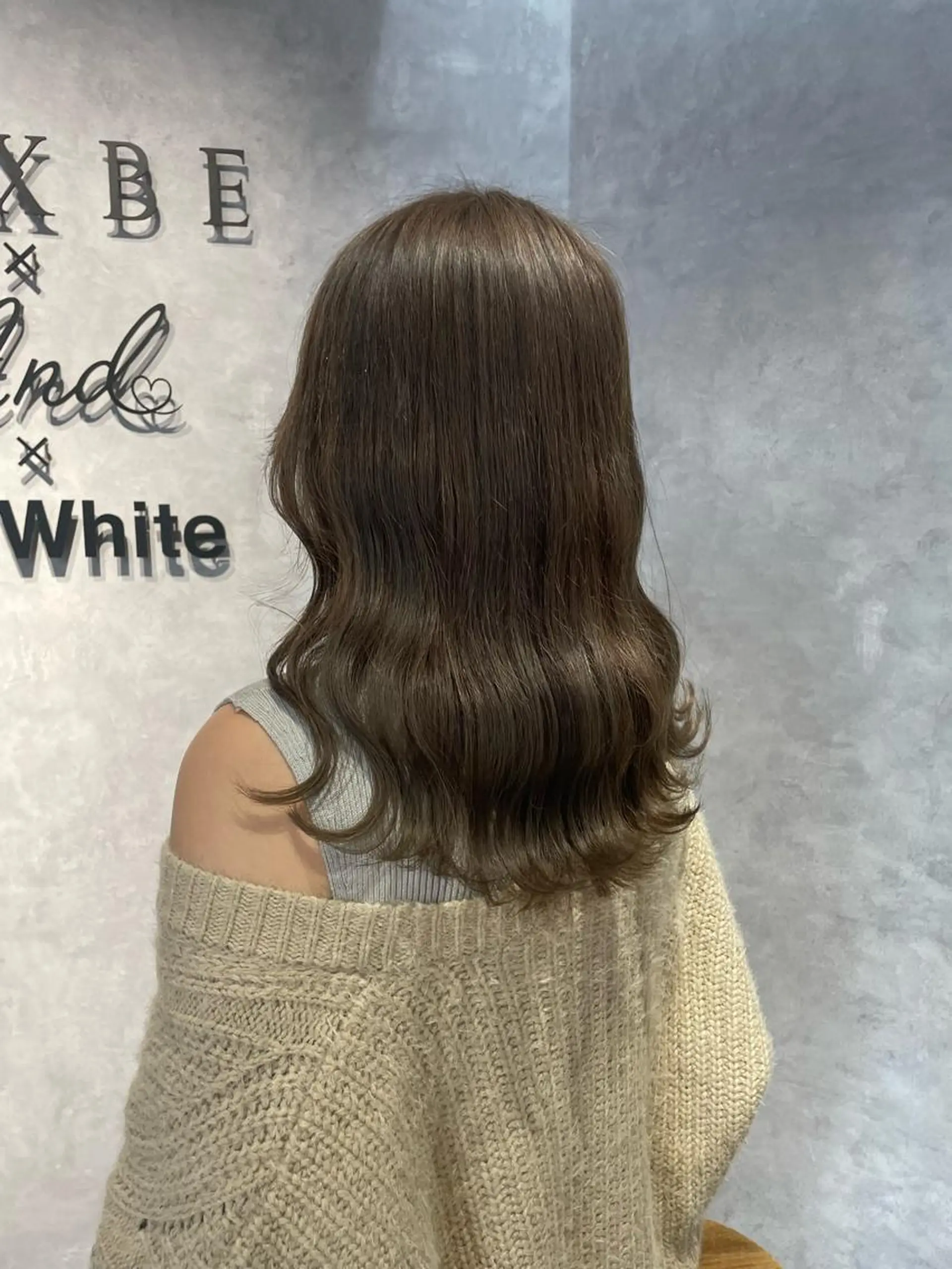 ミディアム ハイライト Cielro【 シェイロ 】所属・Cielro/ダブル カラー/西田咲希のヘアスタイル