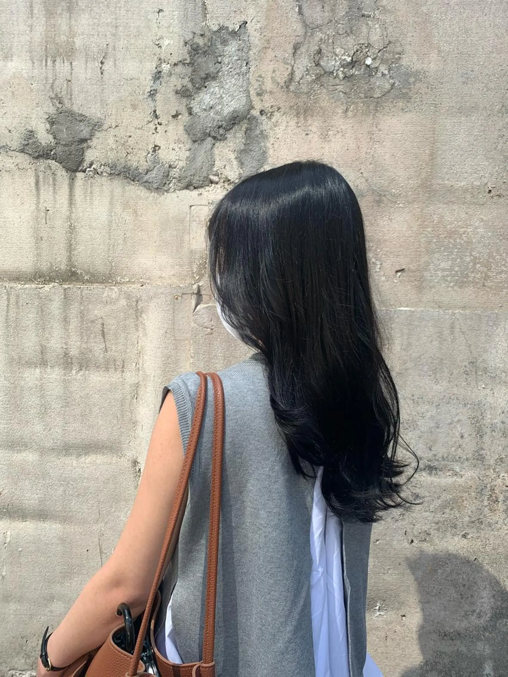 ロング ヨシンモリ カット 縮毛矯正 トリートメント 現地韓国ヘア🇰🇷 Chisaki치사키のヘアスタイル