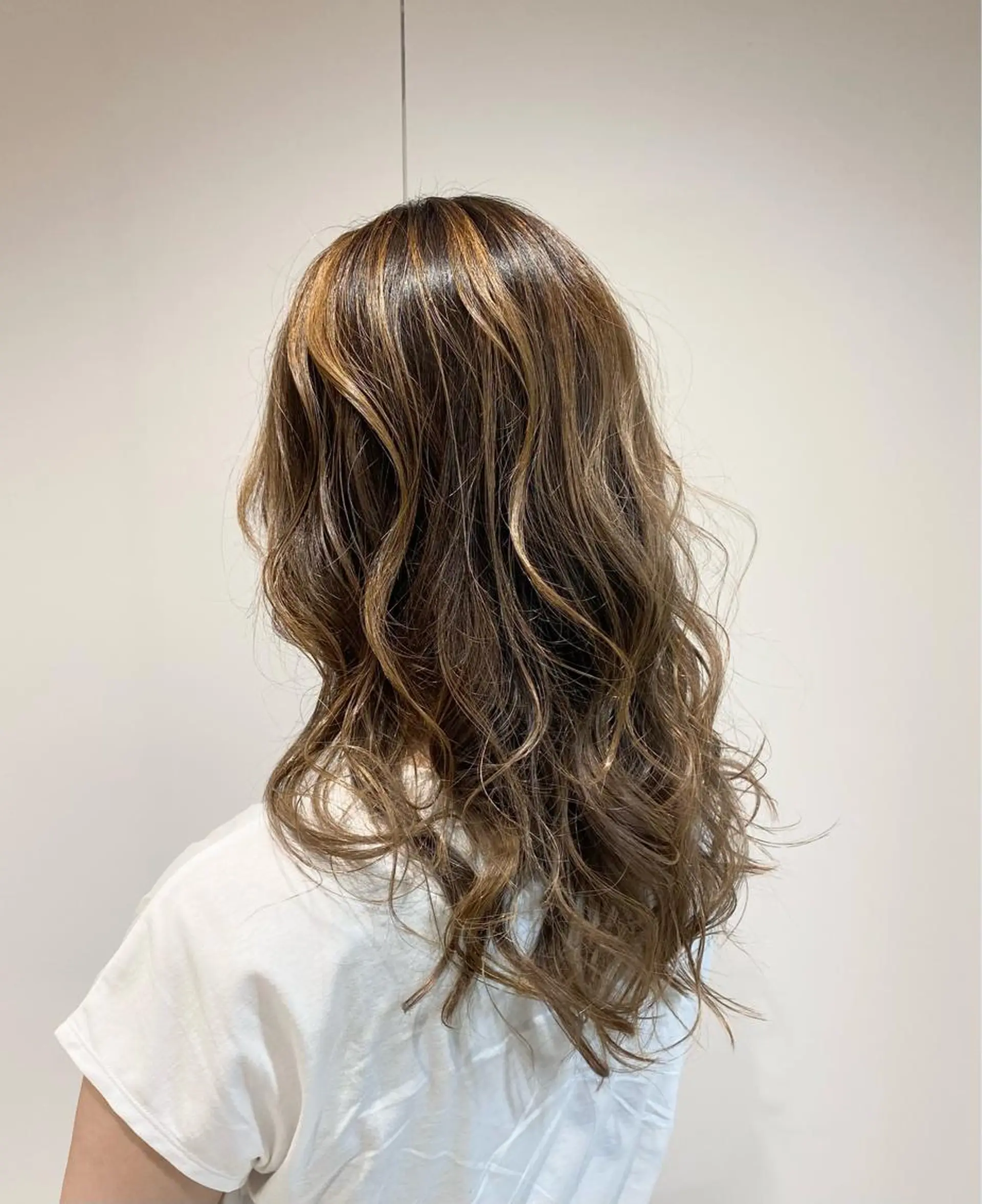 ロング カラー バレイヤージュ レイヤーカット カット ヘアカラー sweet  自由が丘所属・髪質改善推し 巽のヘアスタイル