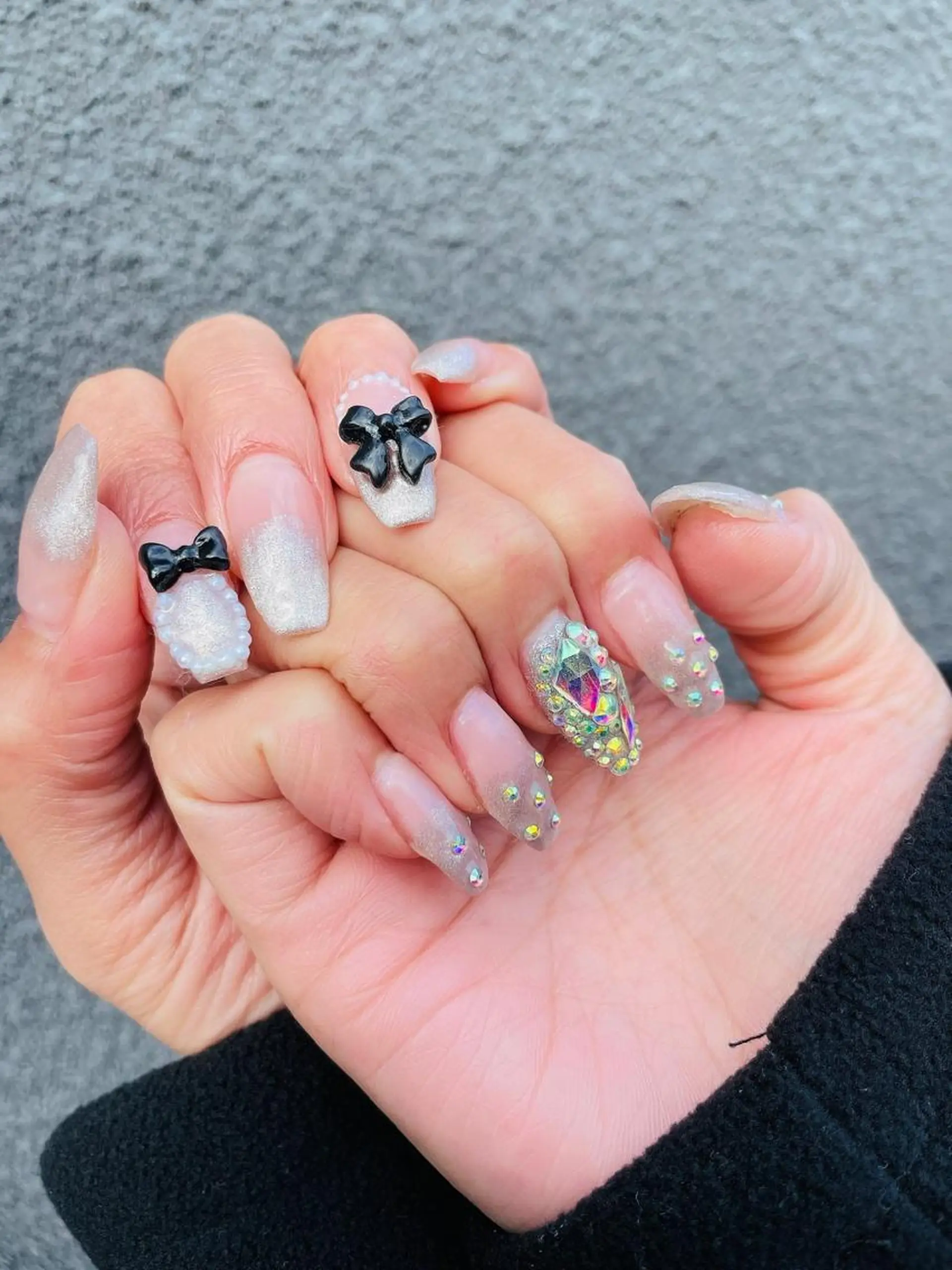 ネイル 持ち込み リボン Raviliss ♡のネイルデザイン