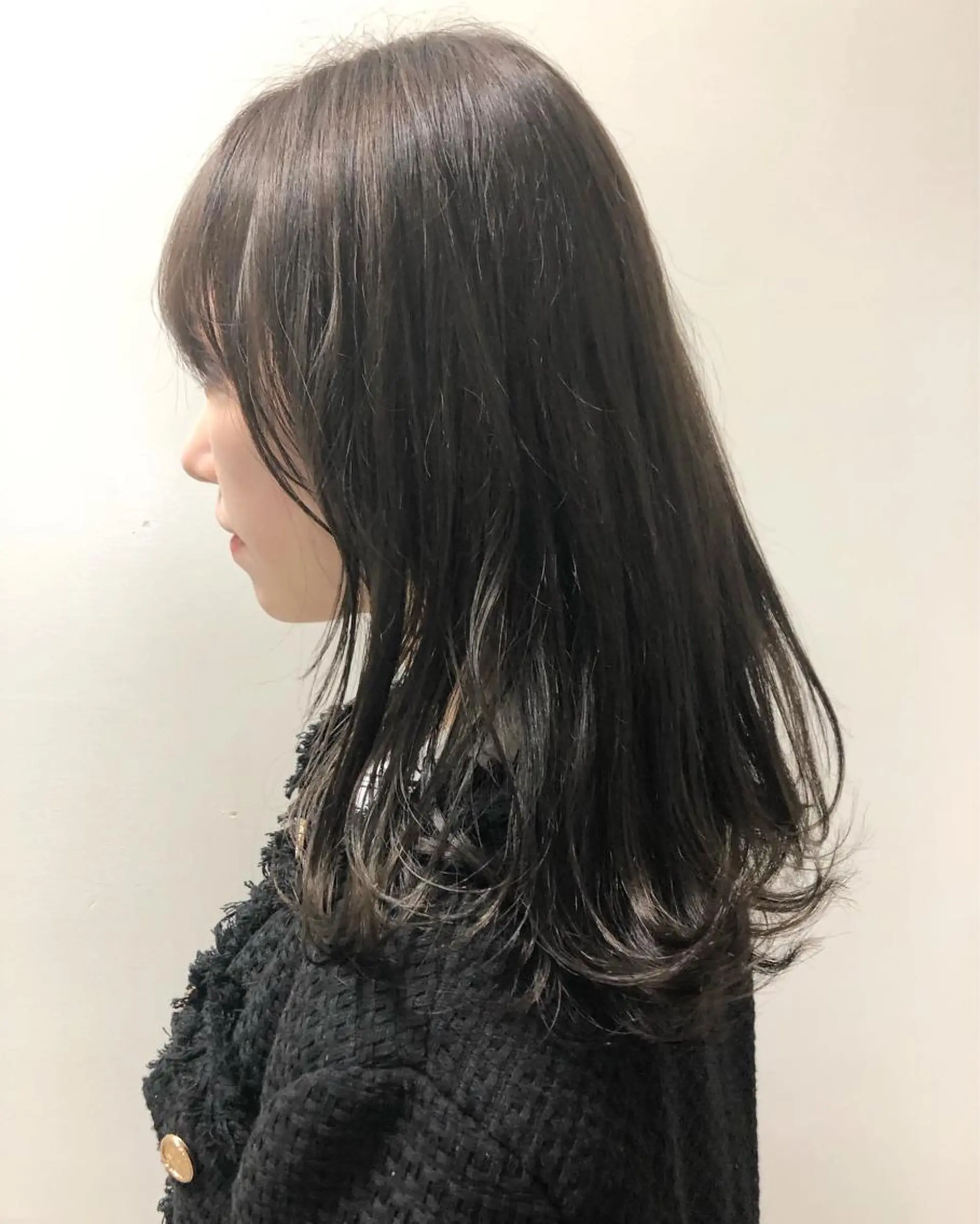 セミロング カラー ヘアアレンジ ベージュカラー オリーブベージュ ヘアカラー トリートメント ainico+所属・メンズ特化✂️栗原 侑也のヘアスタイル