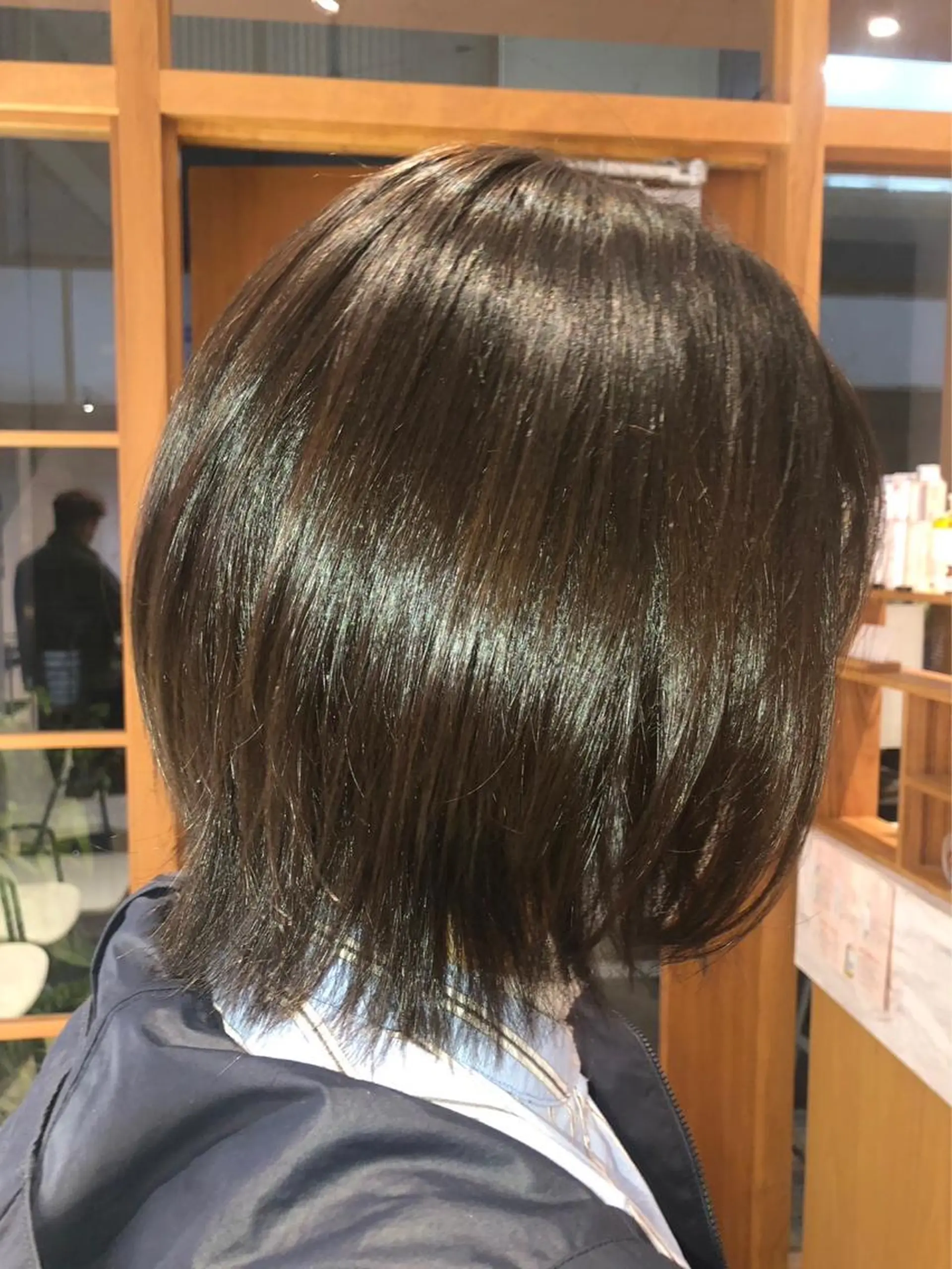 ショート ウルフカット ヘアカラー AiRU hair MARINAのヘアスタイル