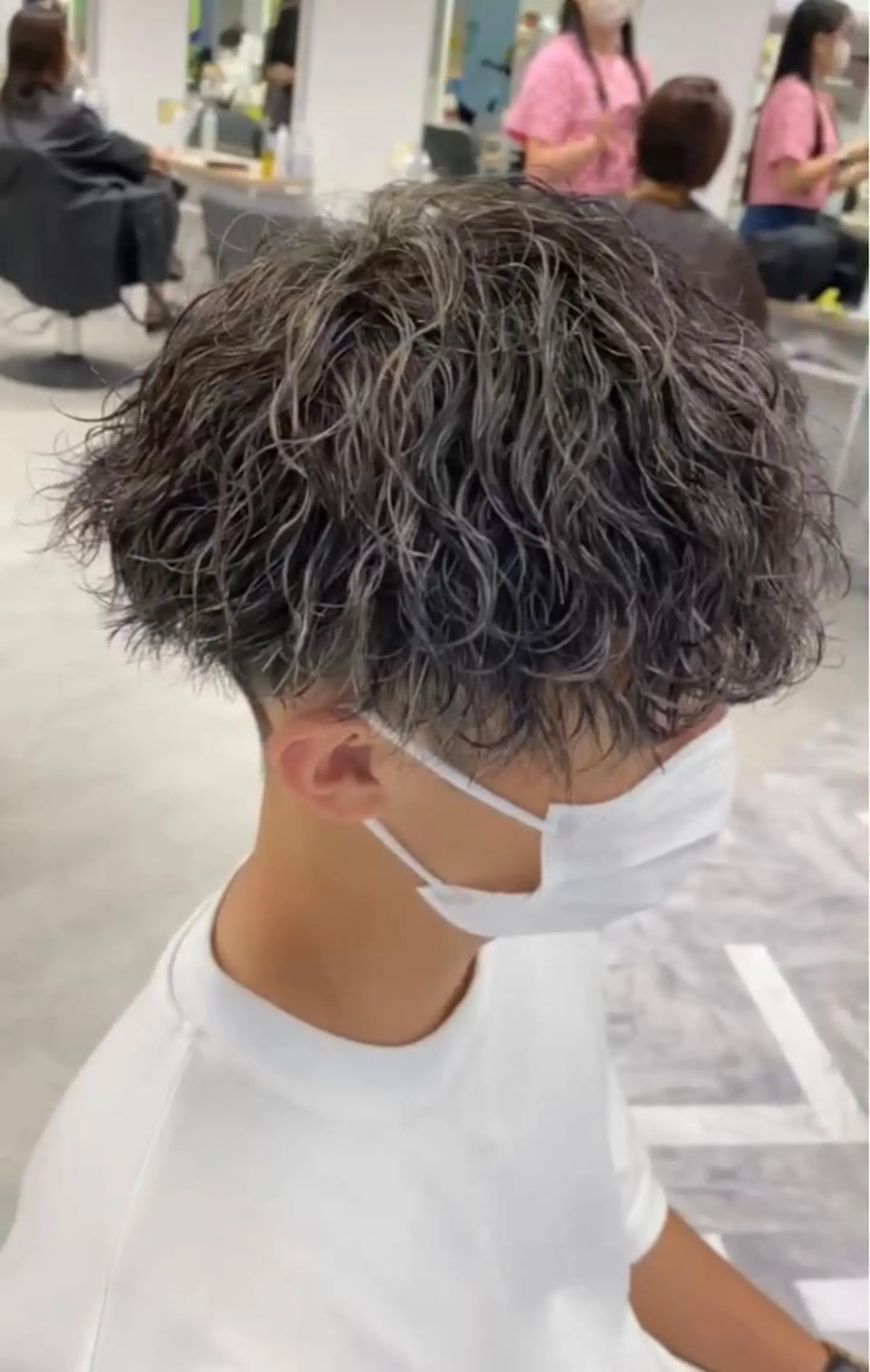 カラー パーマ メンズ 新宿【メンズパーマ】 塩澤太一のヘアスタイル