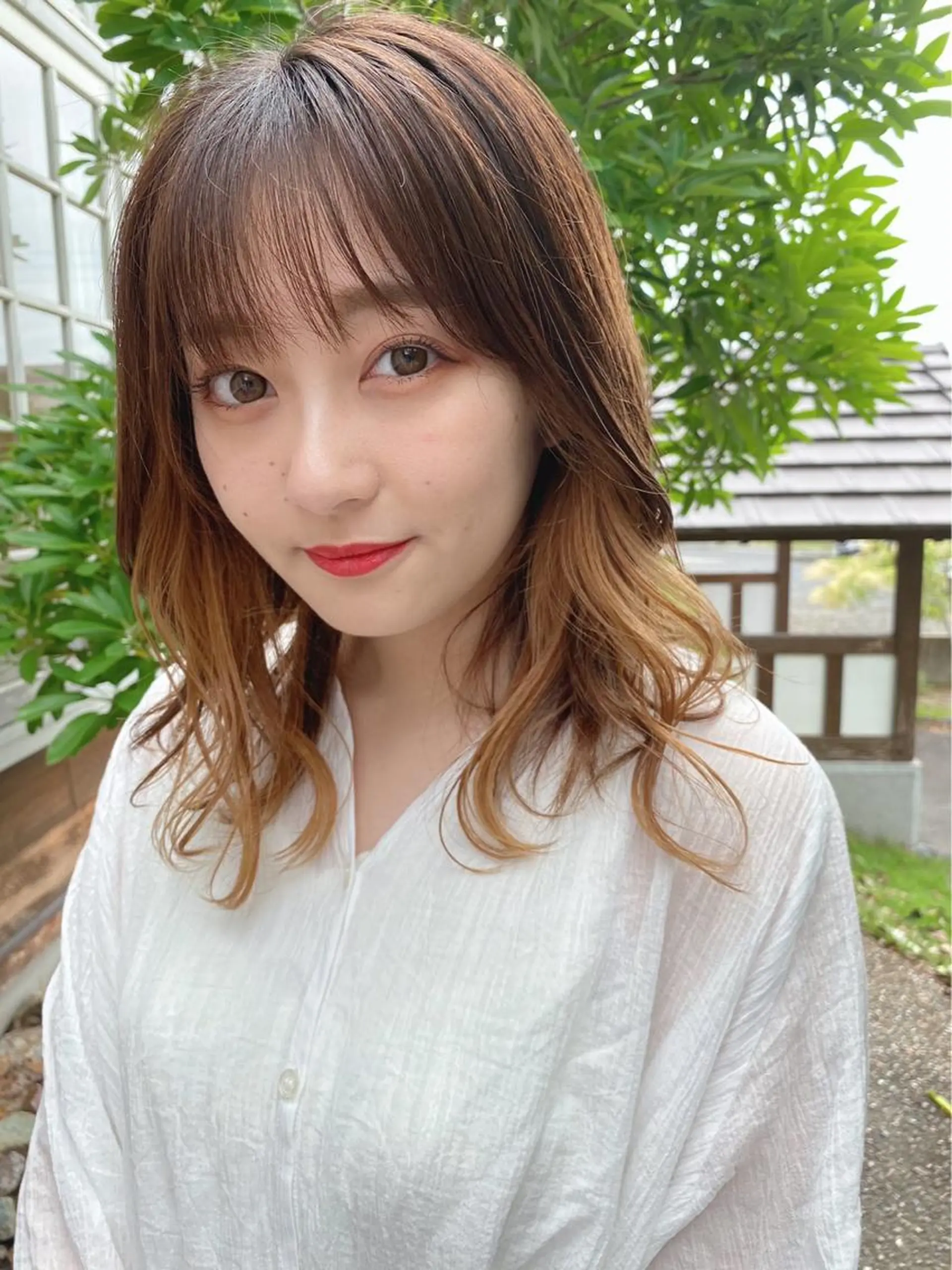 セミロング カラー ANY mikuのヘアスタイル