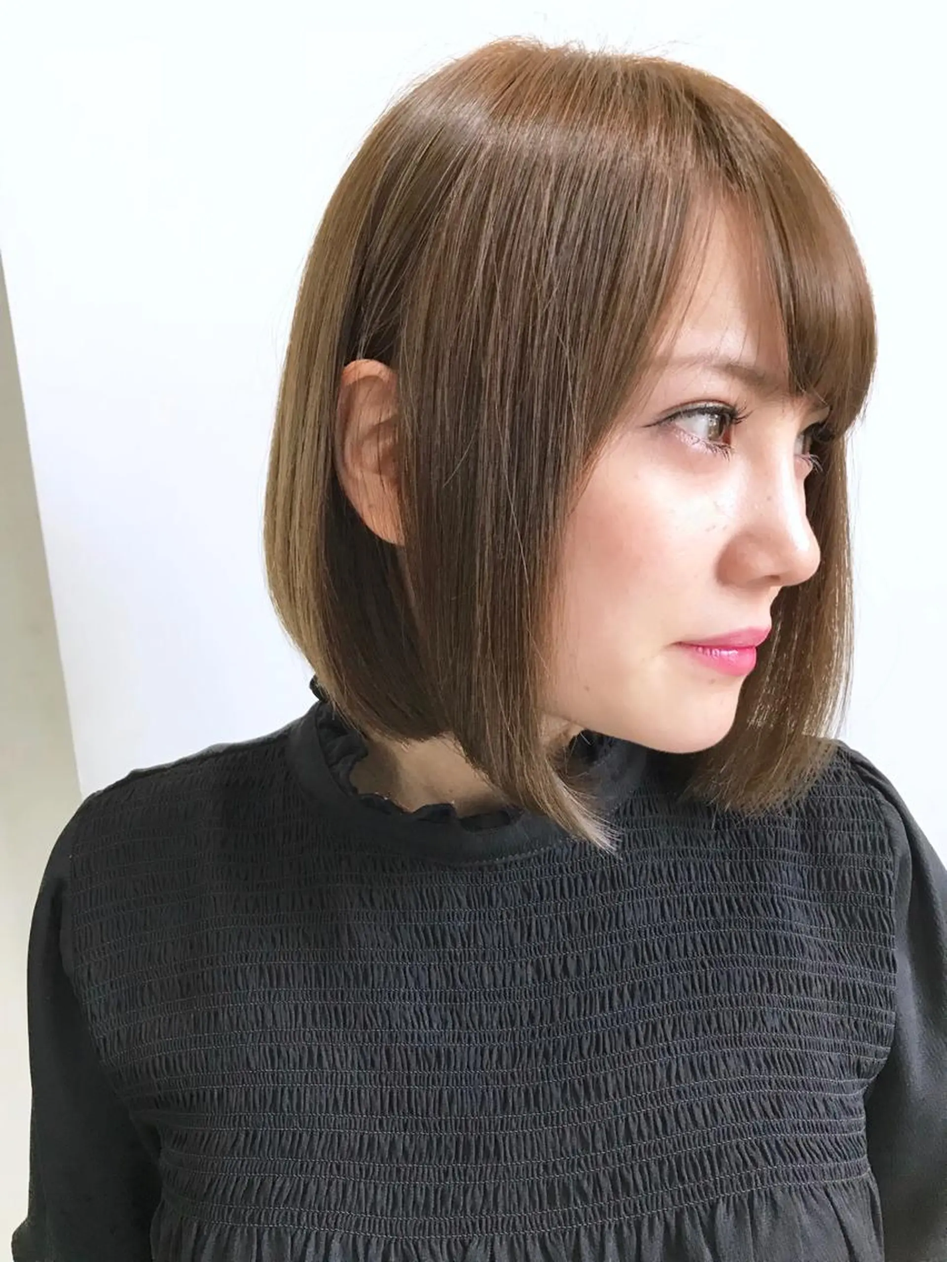 ミディアム カラー エクステ(レミー毛) NINEのヘアスタイル