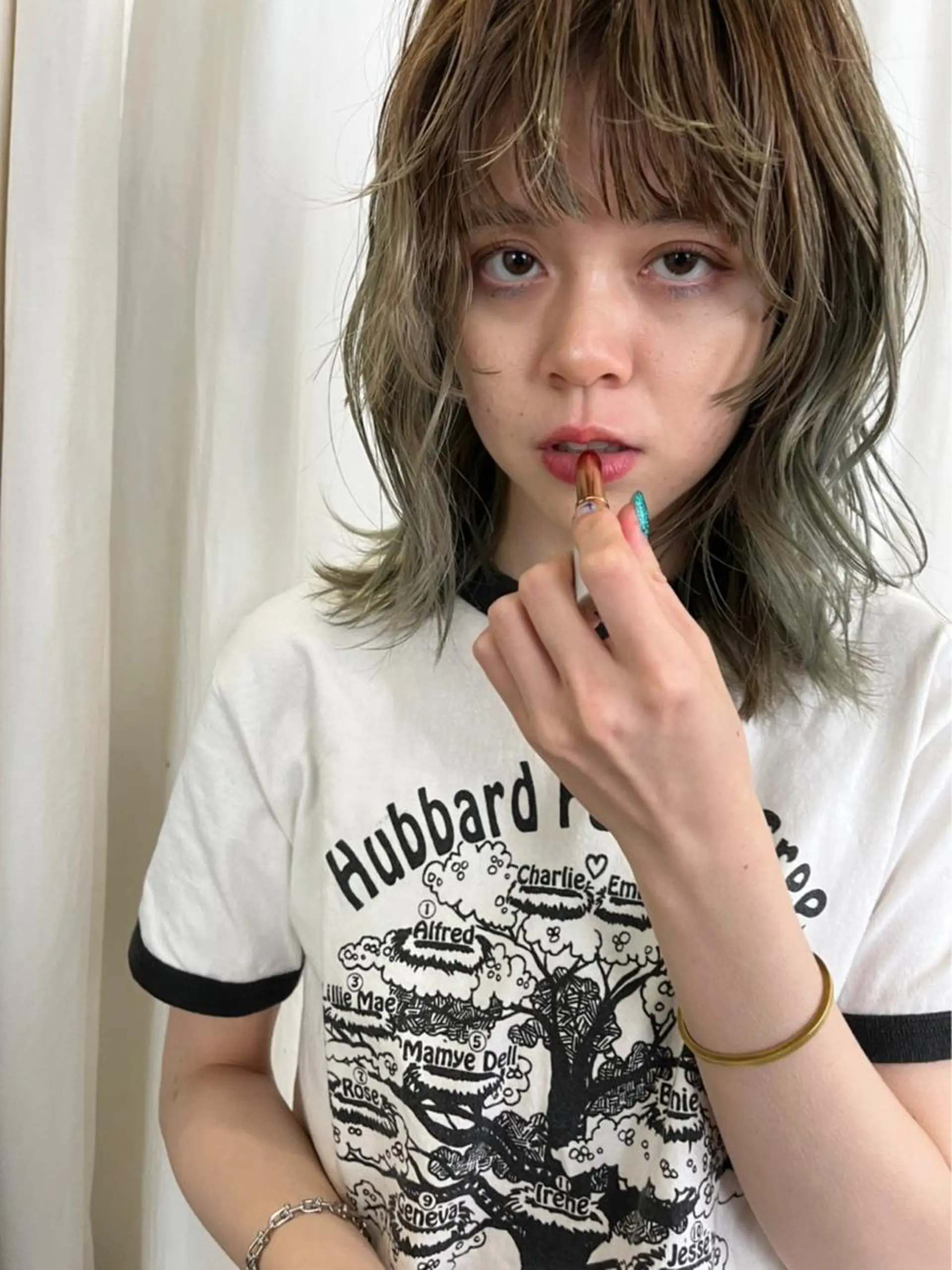 カラー wewe: momoeのヘアスタイル