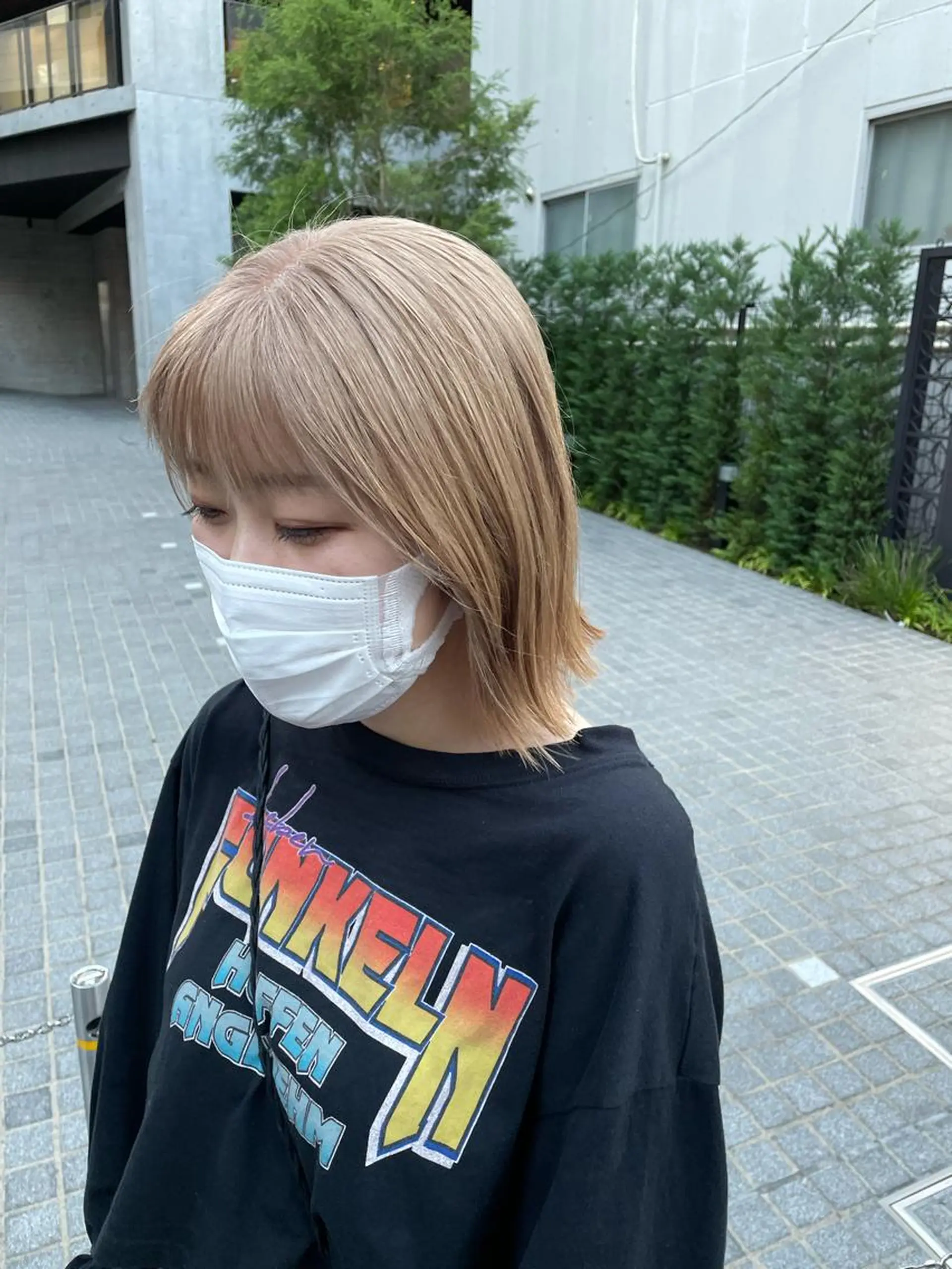 ショート カラー ベージュカラー ブリーチ ケアブリーチ ミルクティーベージュ ホワイトベージュ ヘアカラー トリートメント パーマ/透明感カラー /ボブ/吉田一生のヘアスタイル