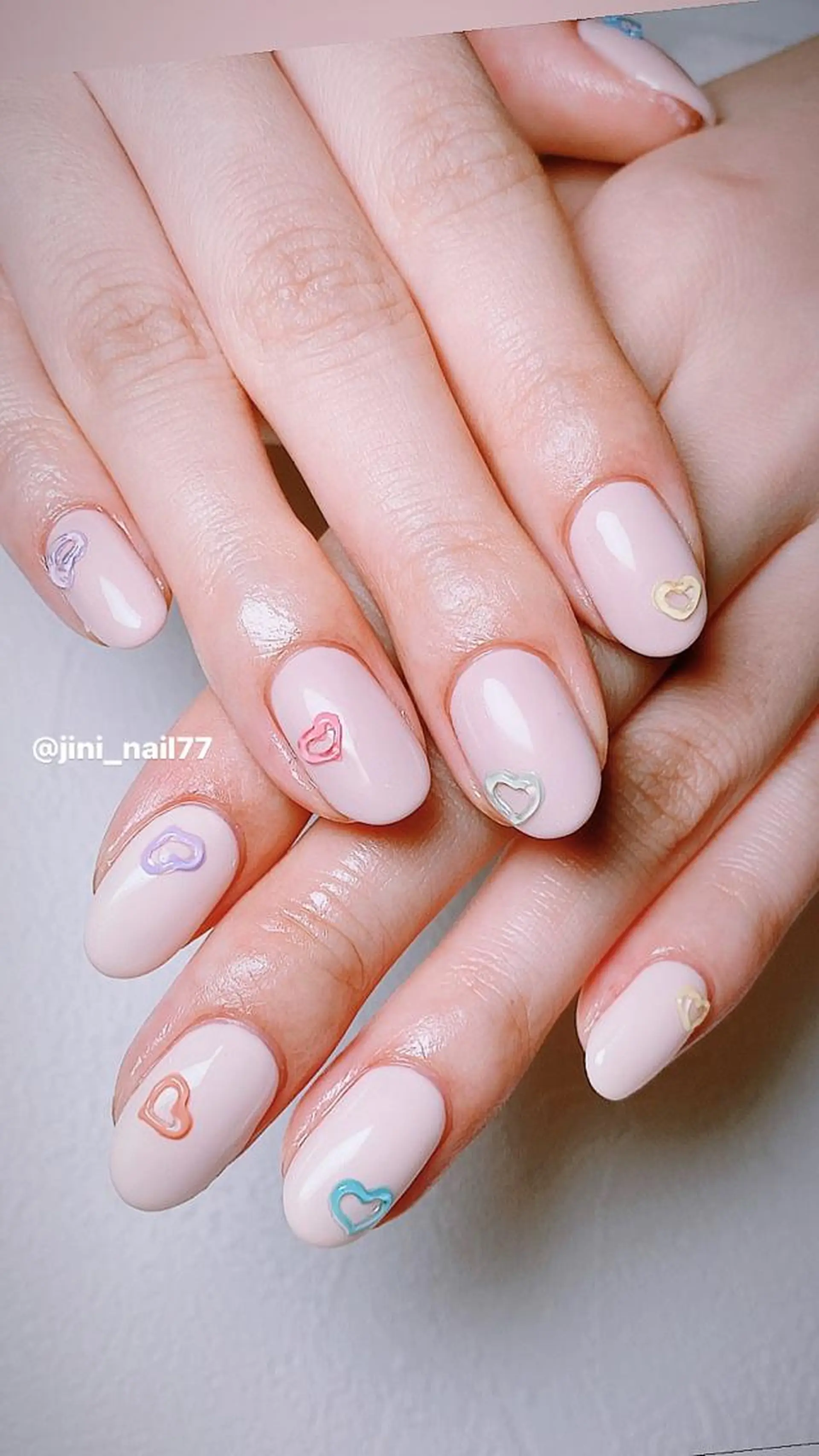 ネイル ハンドネイル JINI NAIL所属・ジニ ネイルのネイルデザイン