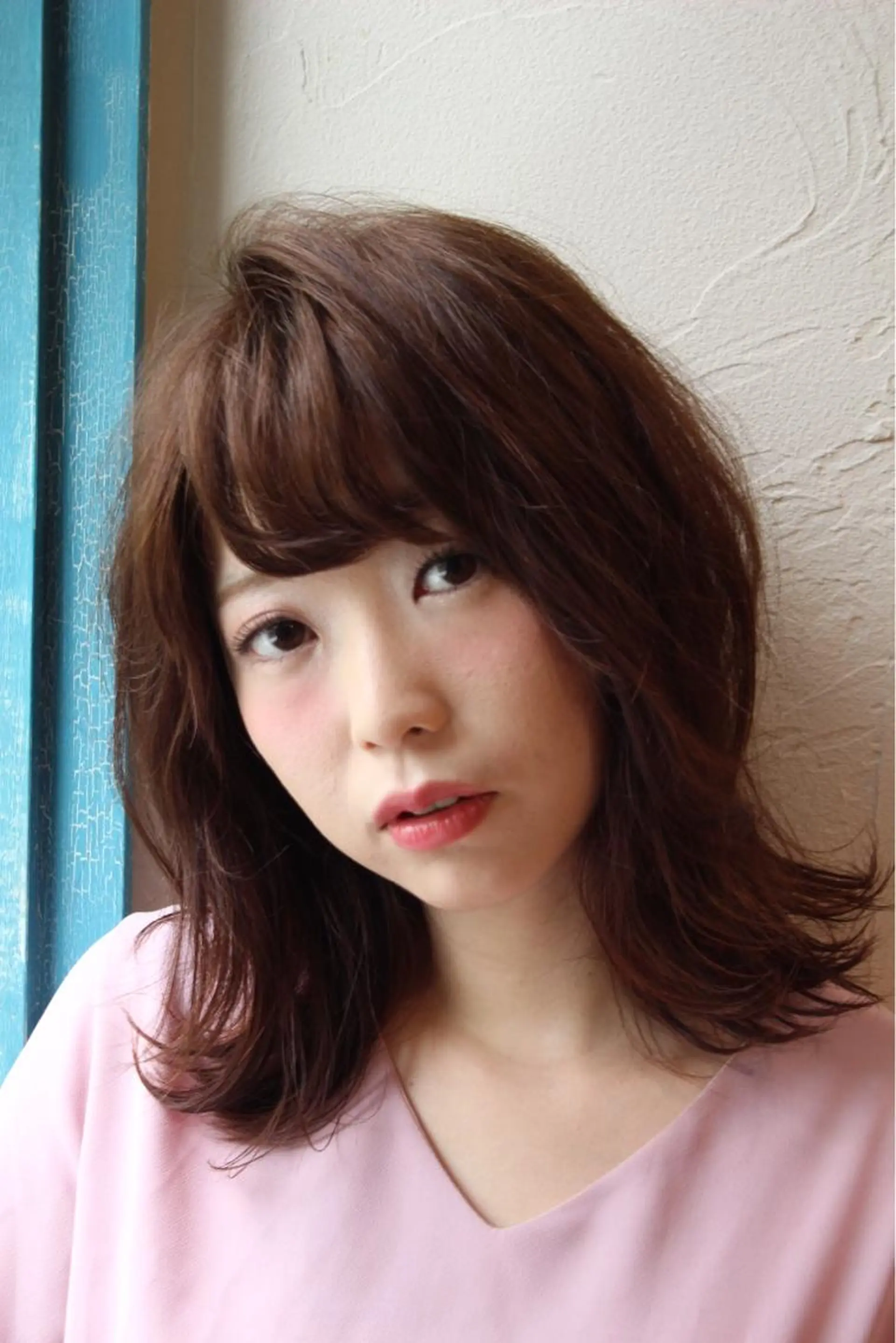 ミディアム カラー くびれヘア 外ハネヘア アメリラブヘアー 土屋 洋平のヘアスタイル