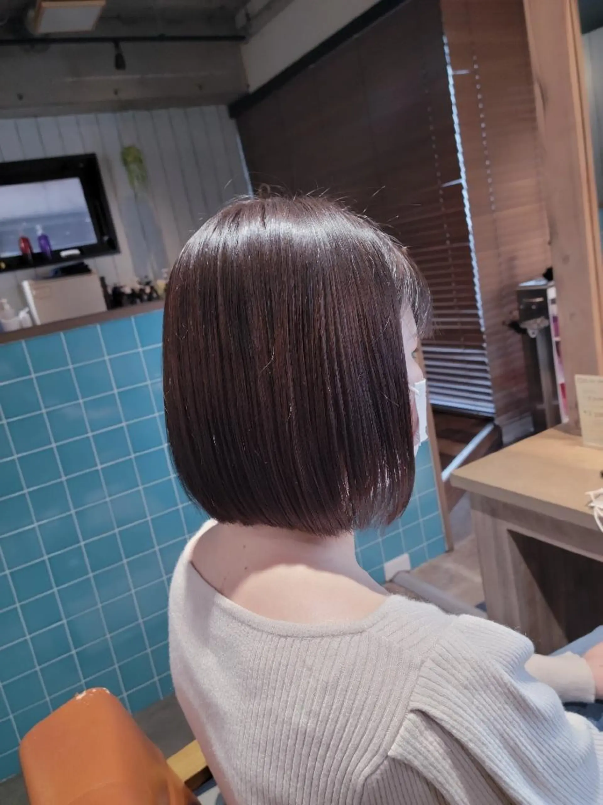 ショート カット ヘアカラー トリートメント alushe 岡 陽子のヘアスタイル